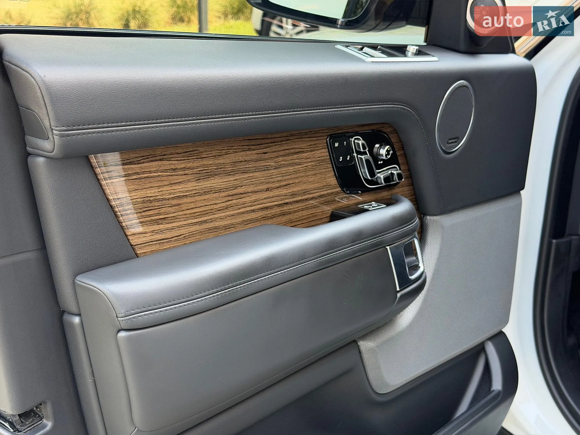 2017 Land Rover Range Rover - мініатюра 36