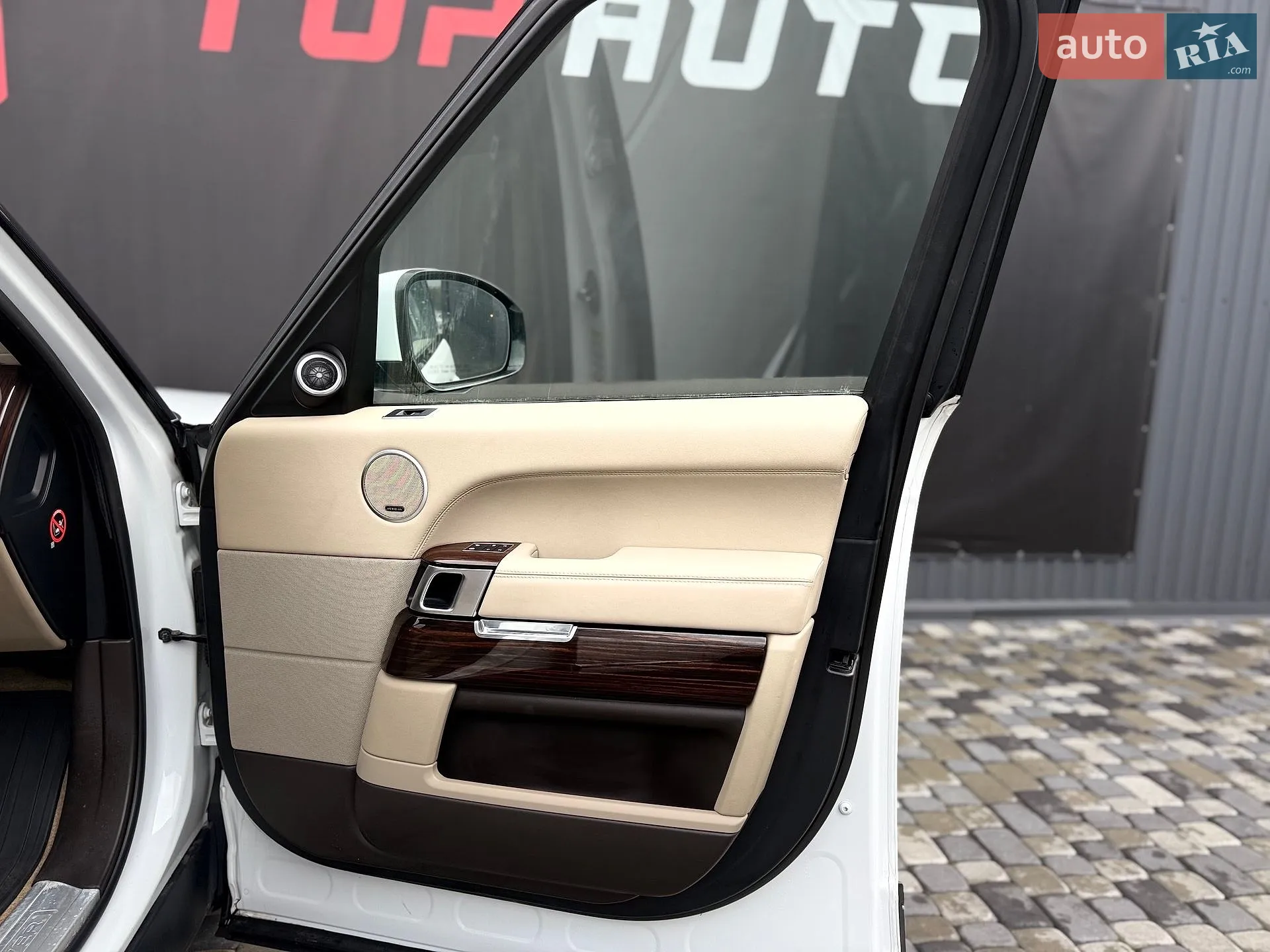 2016 Land Rover Range Rover - мініатюра 56