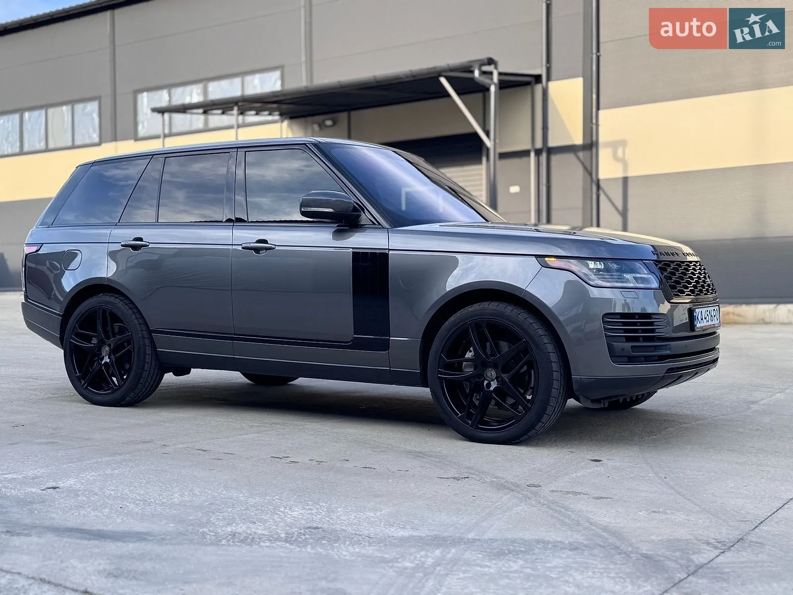 2018 Land Rover Range Rover - мініатюра 3