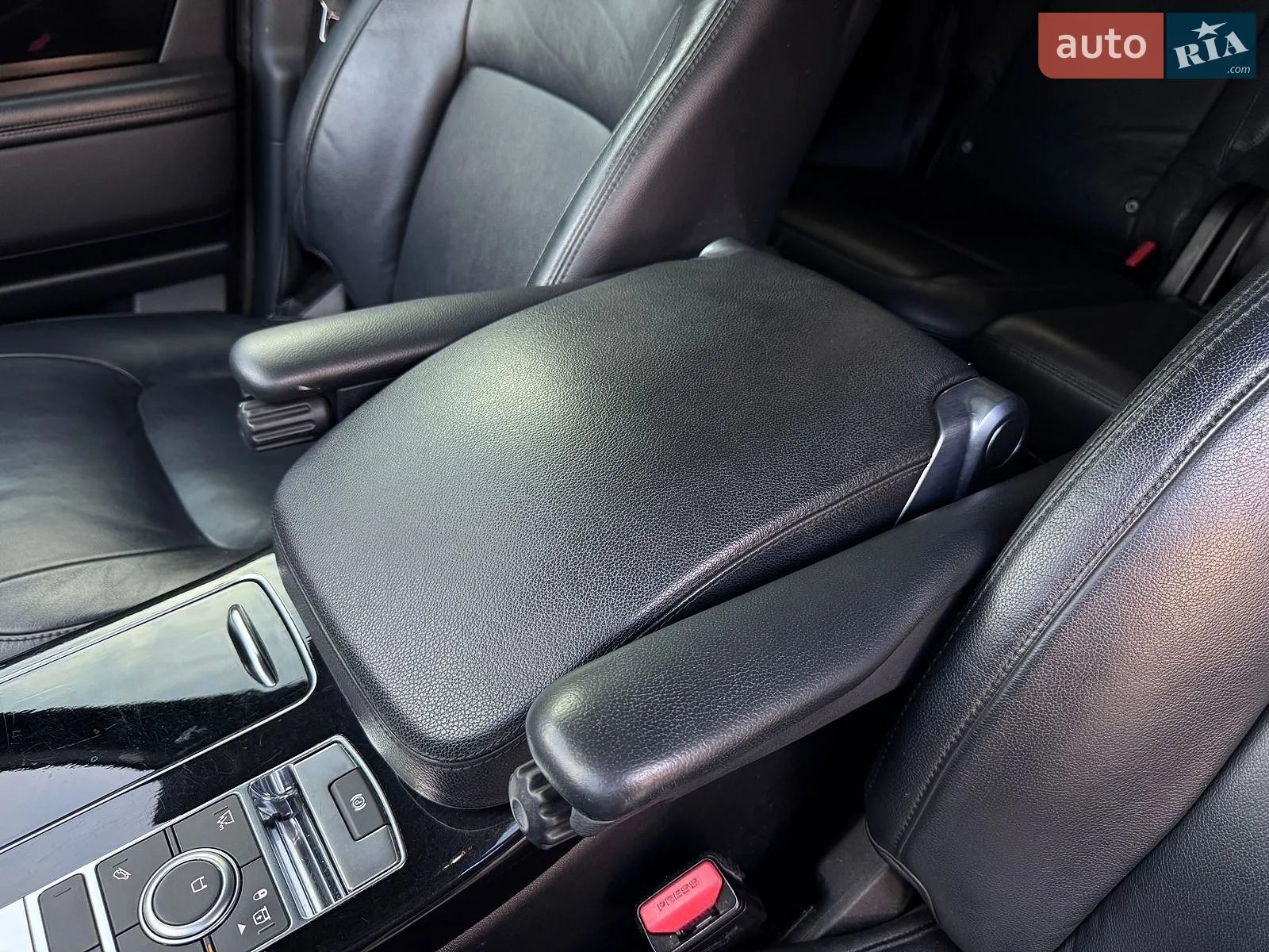 2018 Land Rover Range Rover - мініатюра 23
