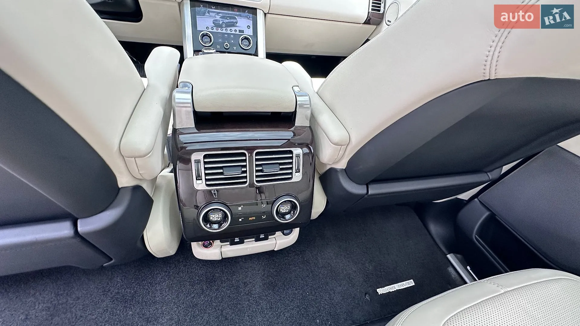 2018 Land Rover Range Rover - мініатюра 18