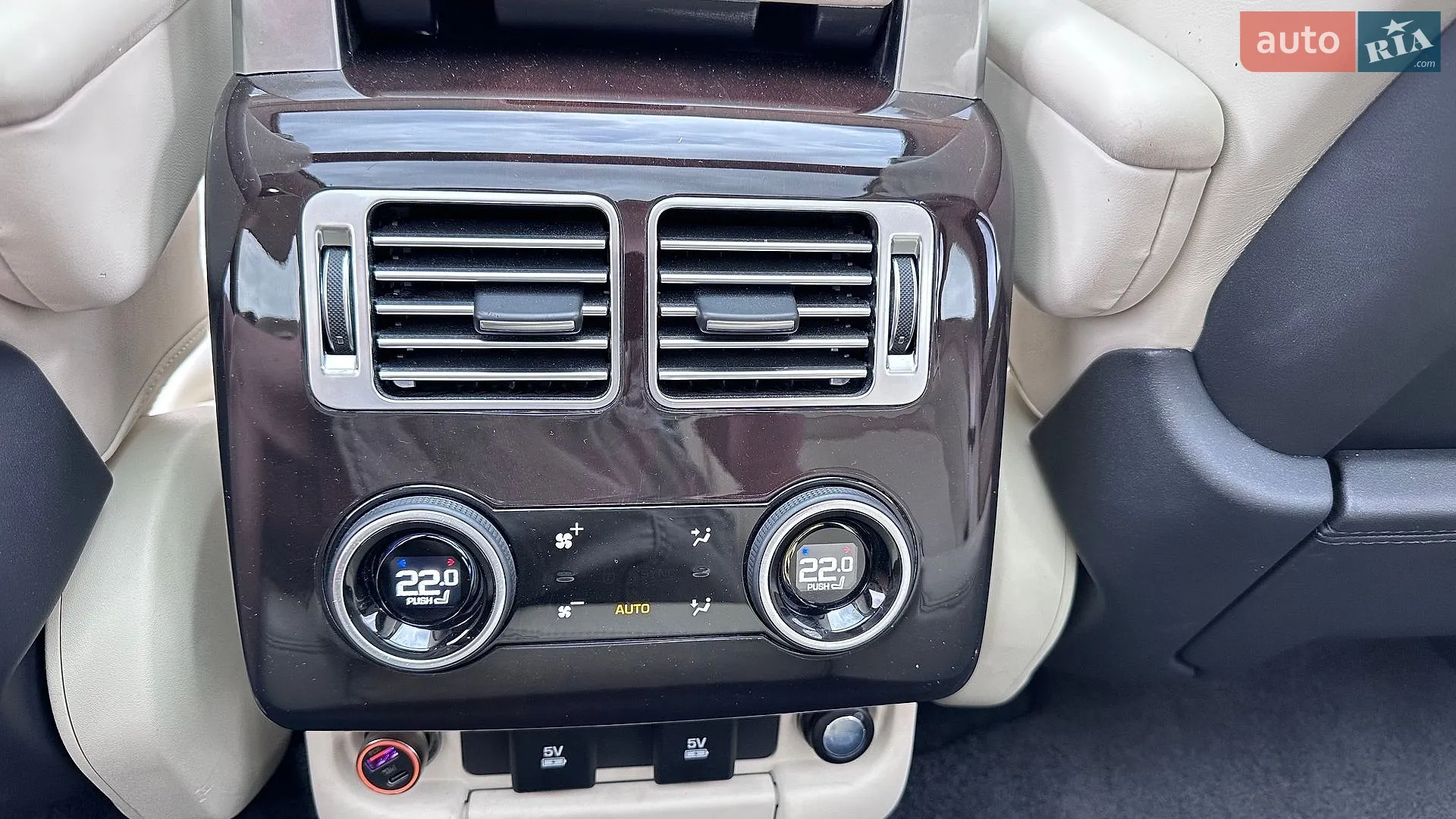 2018 Land Rover Range Rover - мініатюра 19