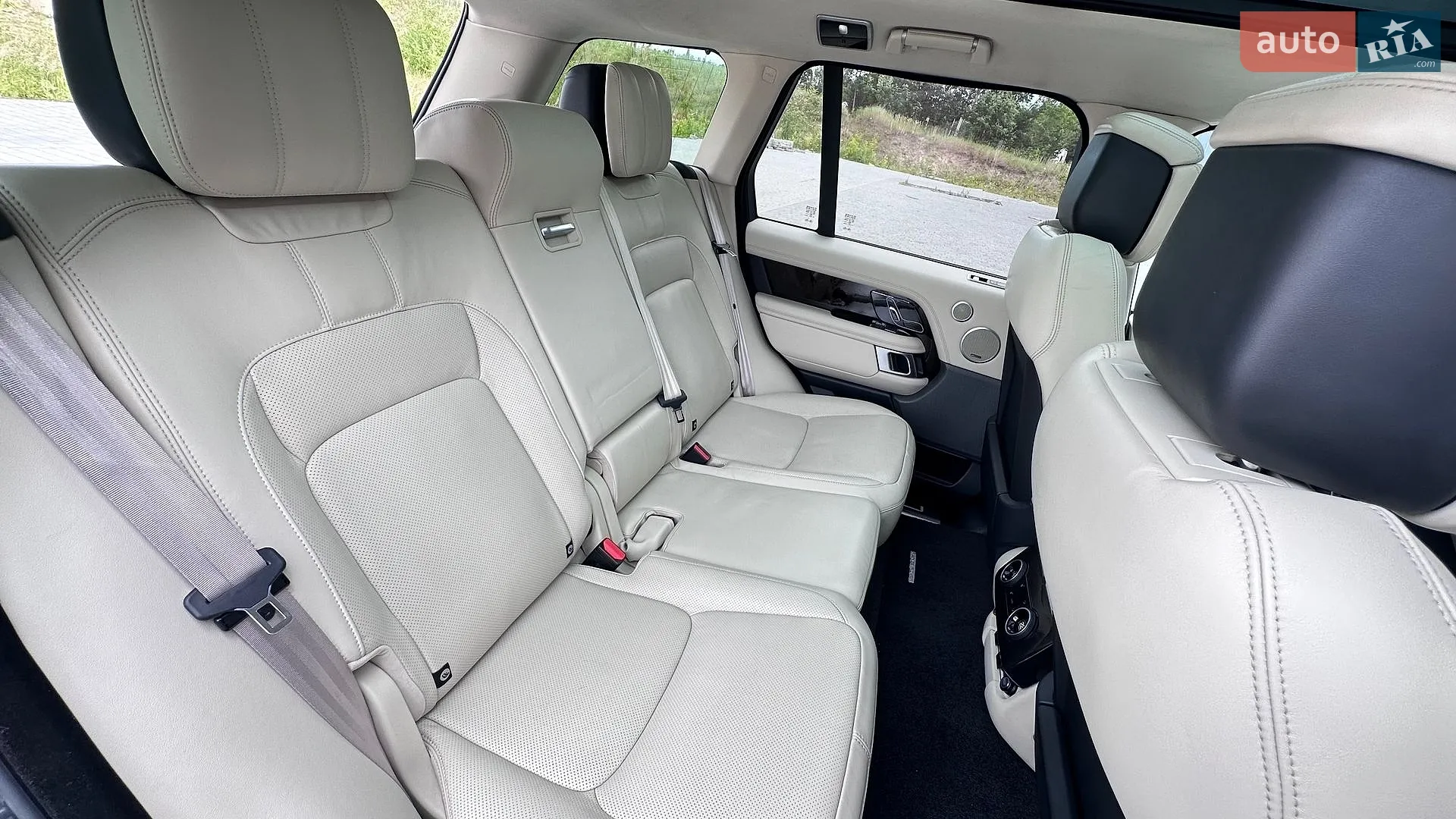 2018 Land Rover Range Rover - мініатюра 24
