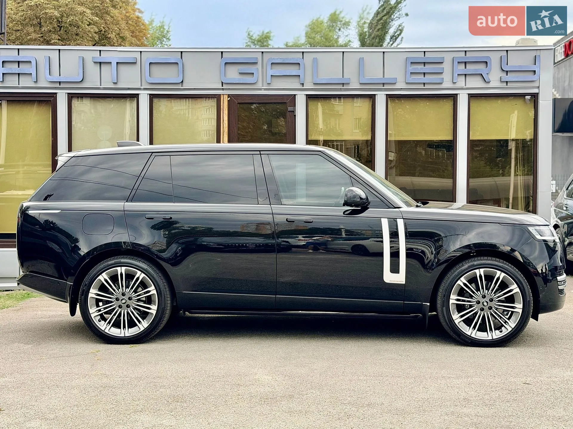 2025 Land Rover Range Rover - мініатюра 12