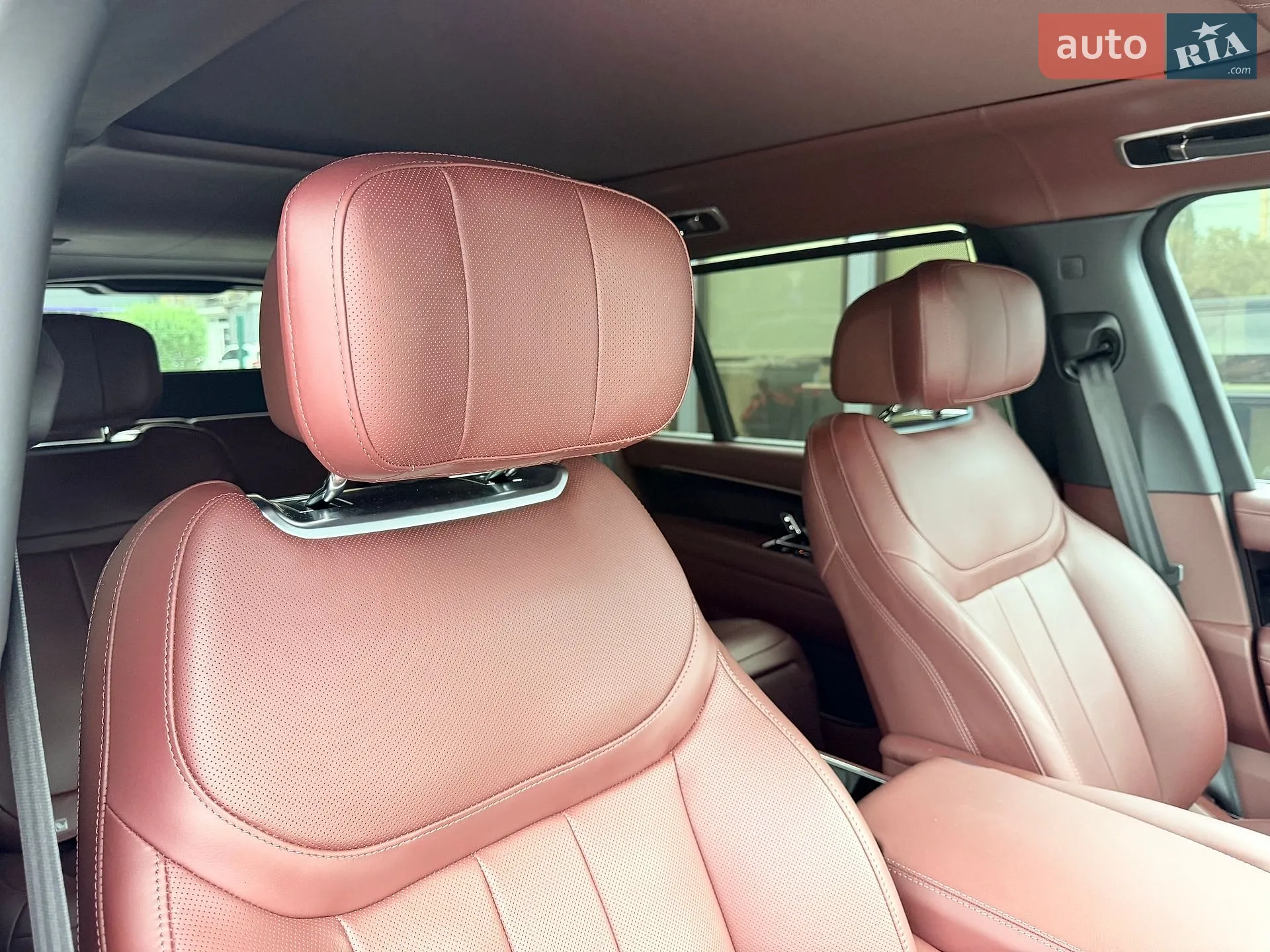 2025 Land Rover Range Rover - мініатюра 15