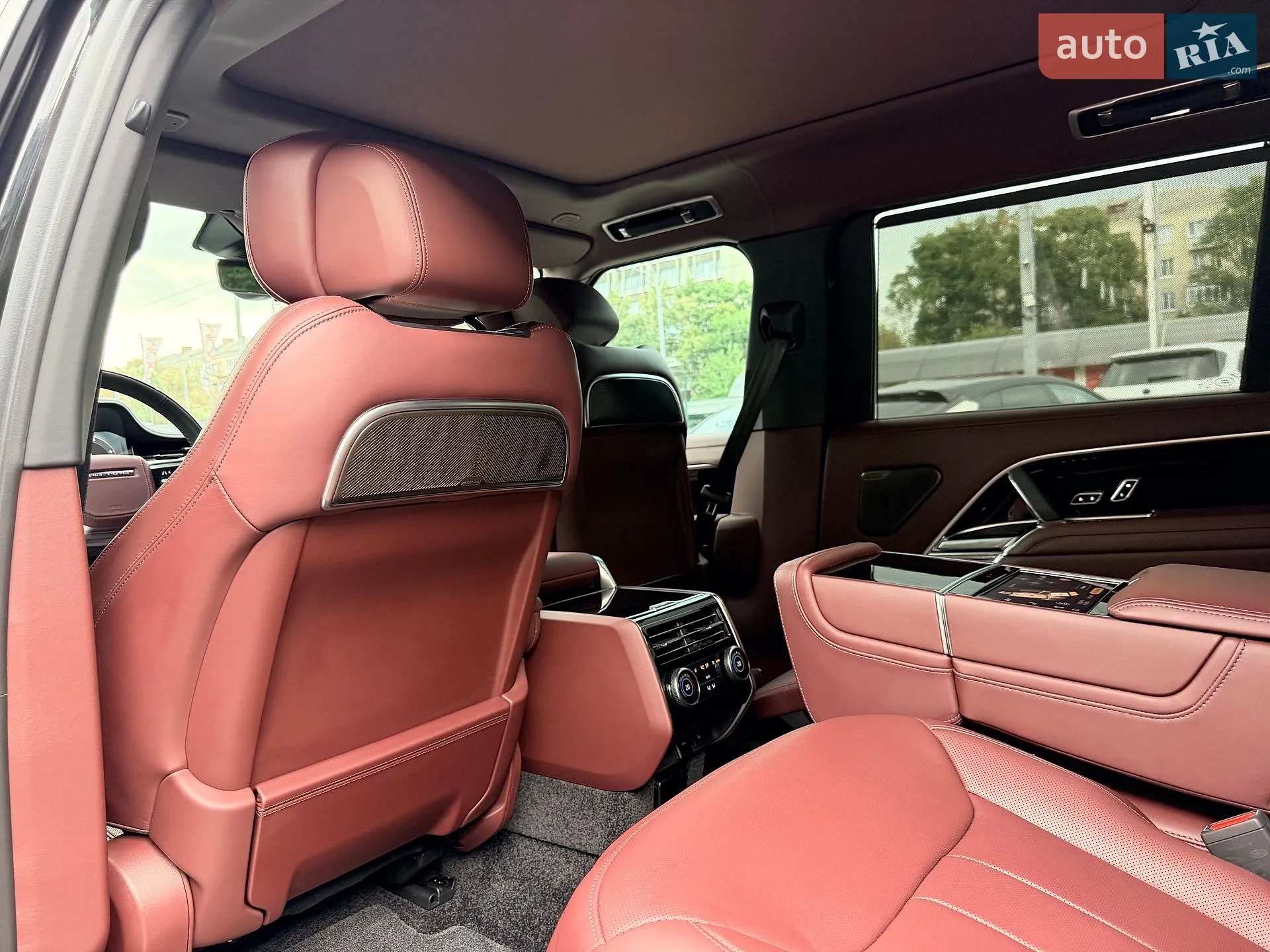 2025 Land Rover Range Rover - мініатюра 31