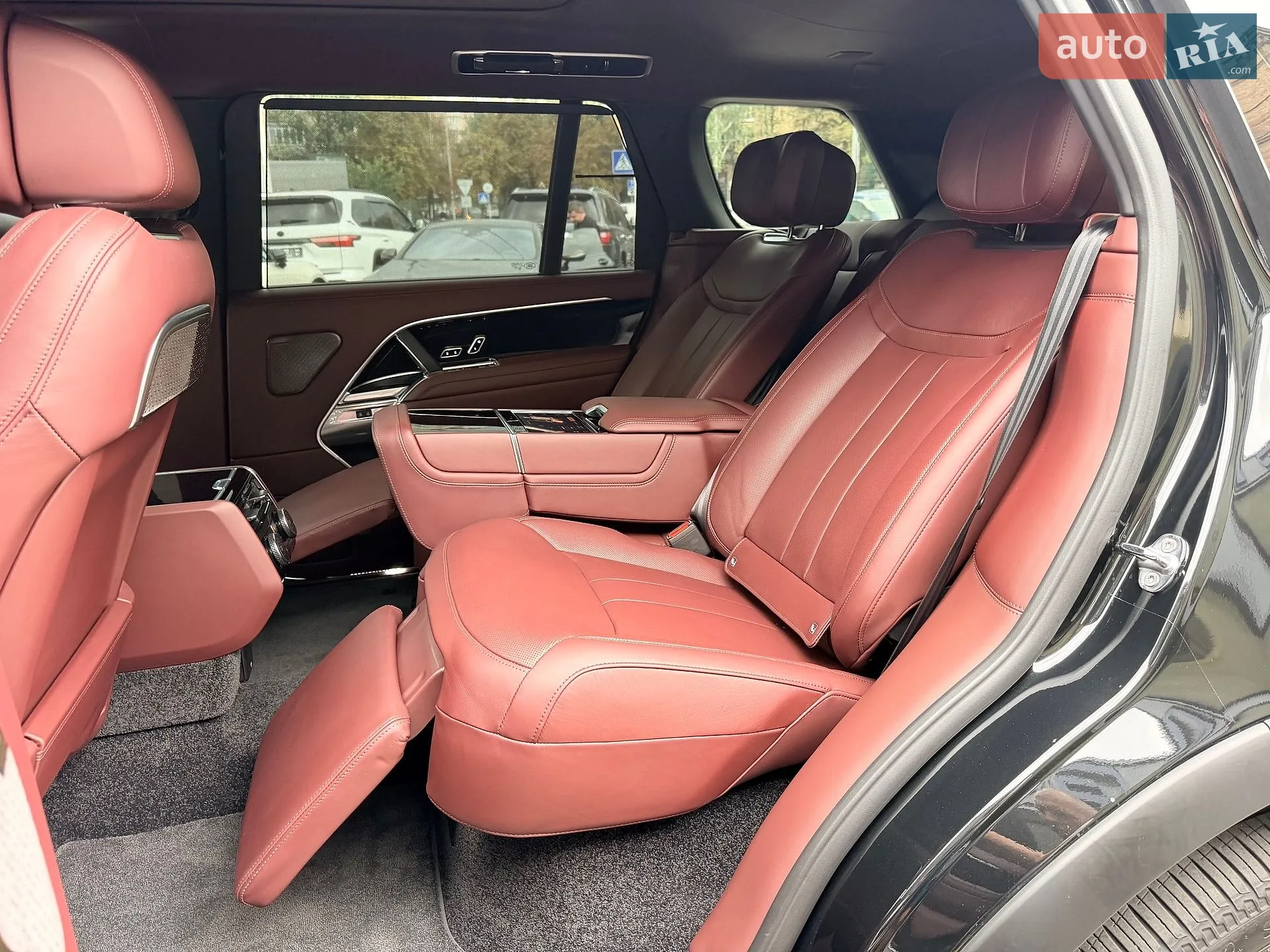 2025 Land Rover Range Rover - мініатюра 35