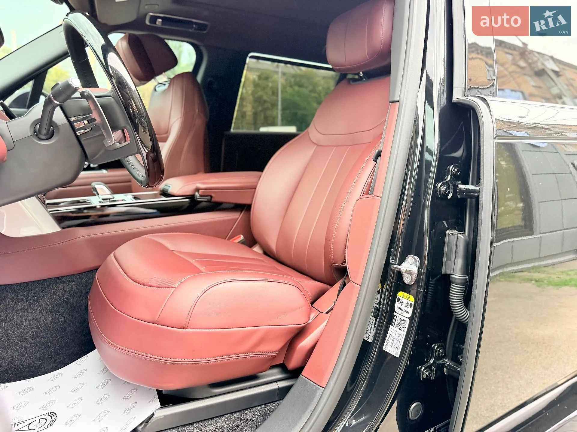 2025 Land Rover Range Rover - мініатюра 37