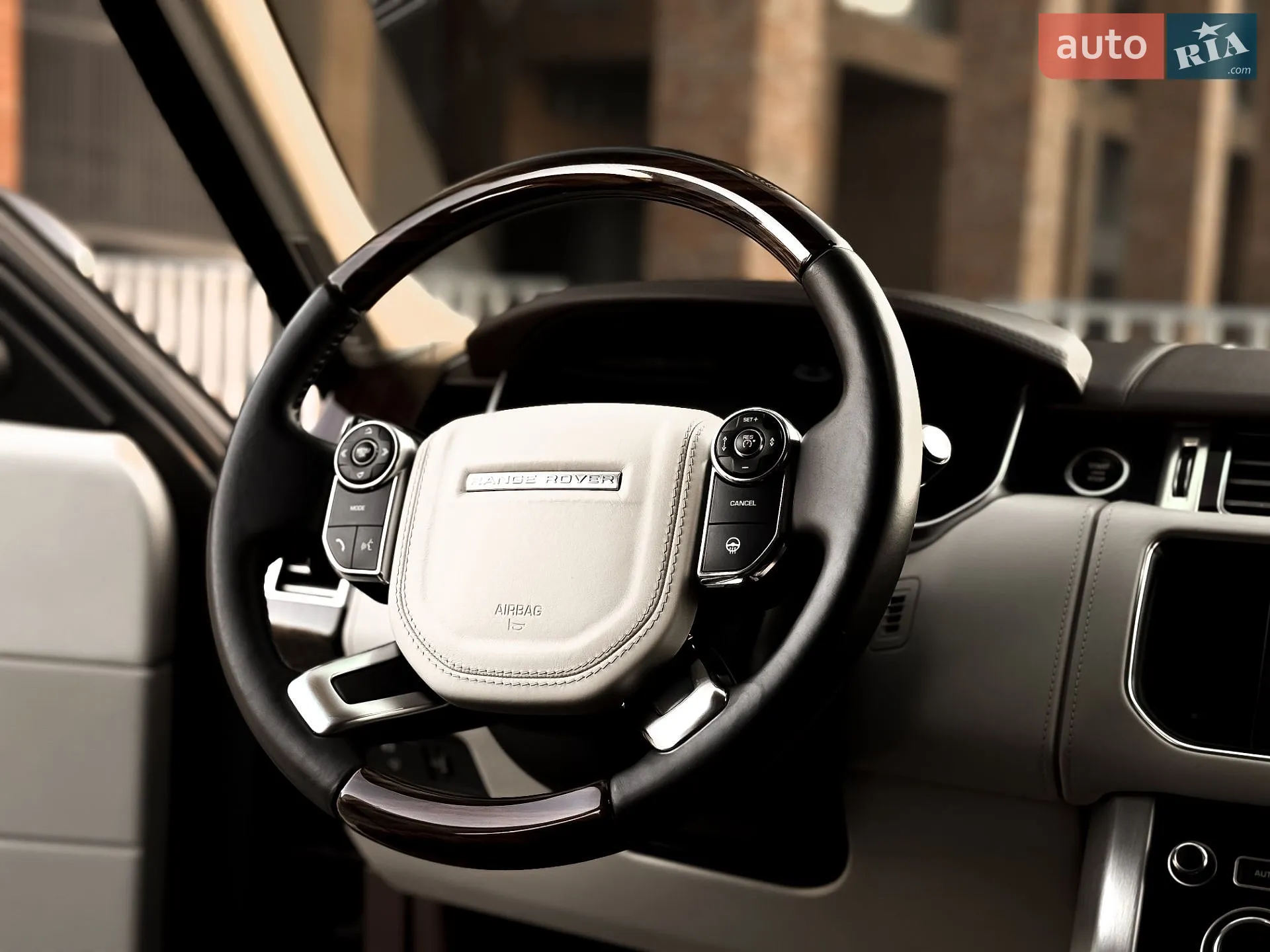 2013 Land Rover Range Rover - мініатюра 14