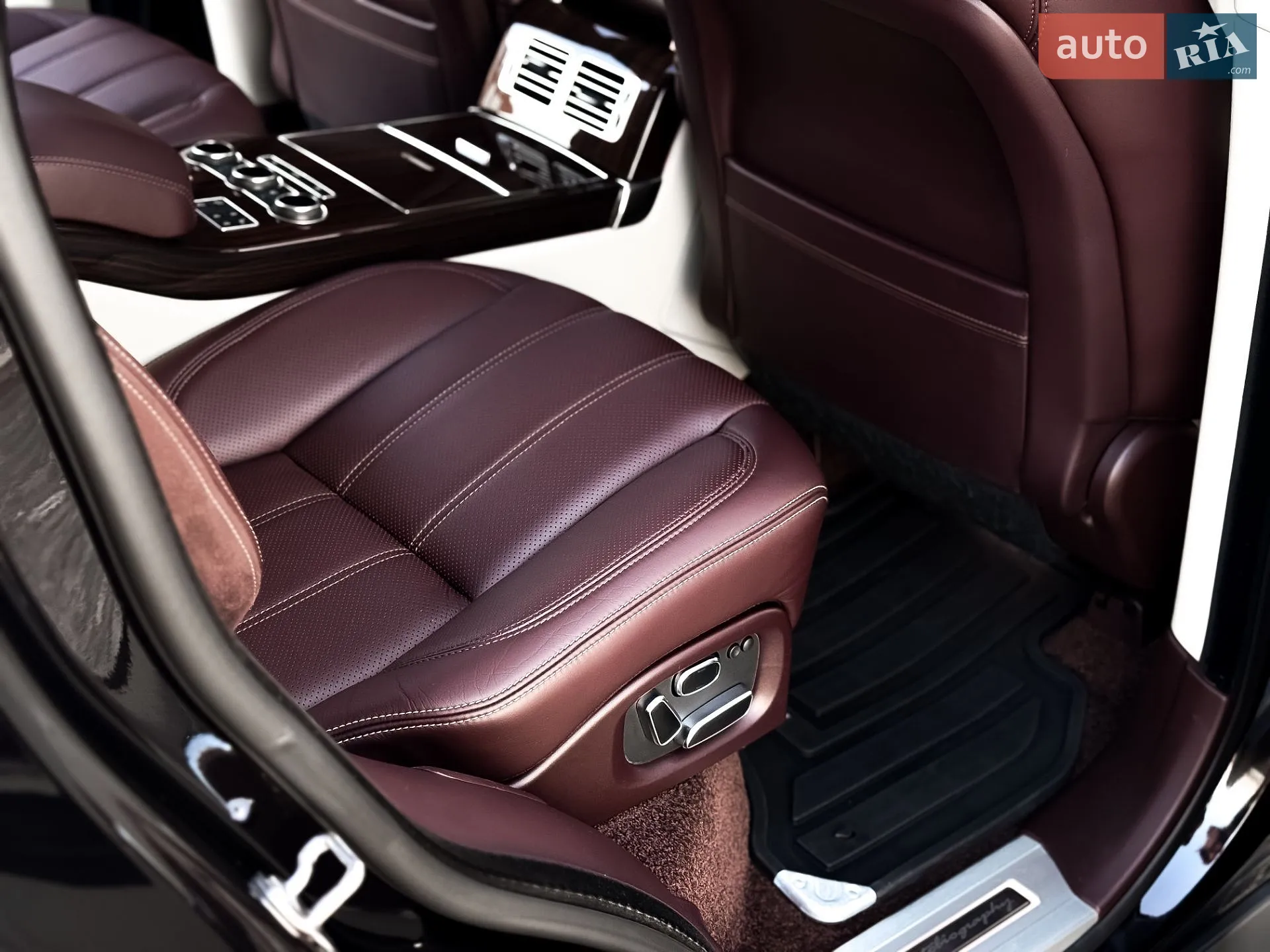 2013 Land Rover Range Rover - мініатюра 20