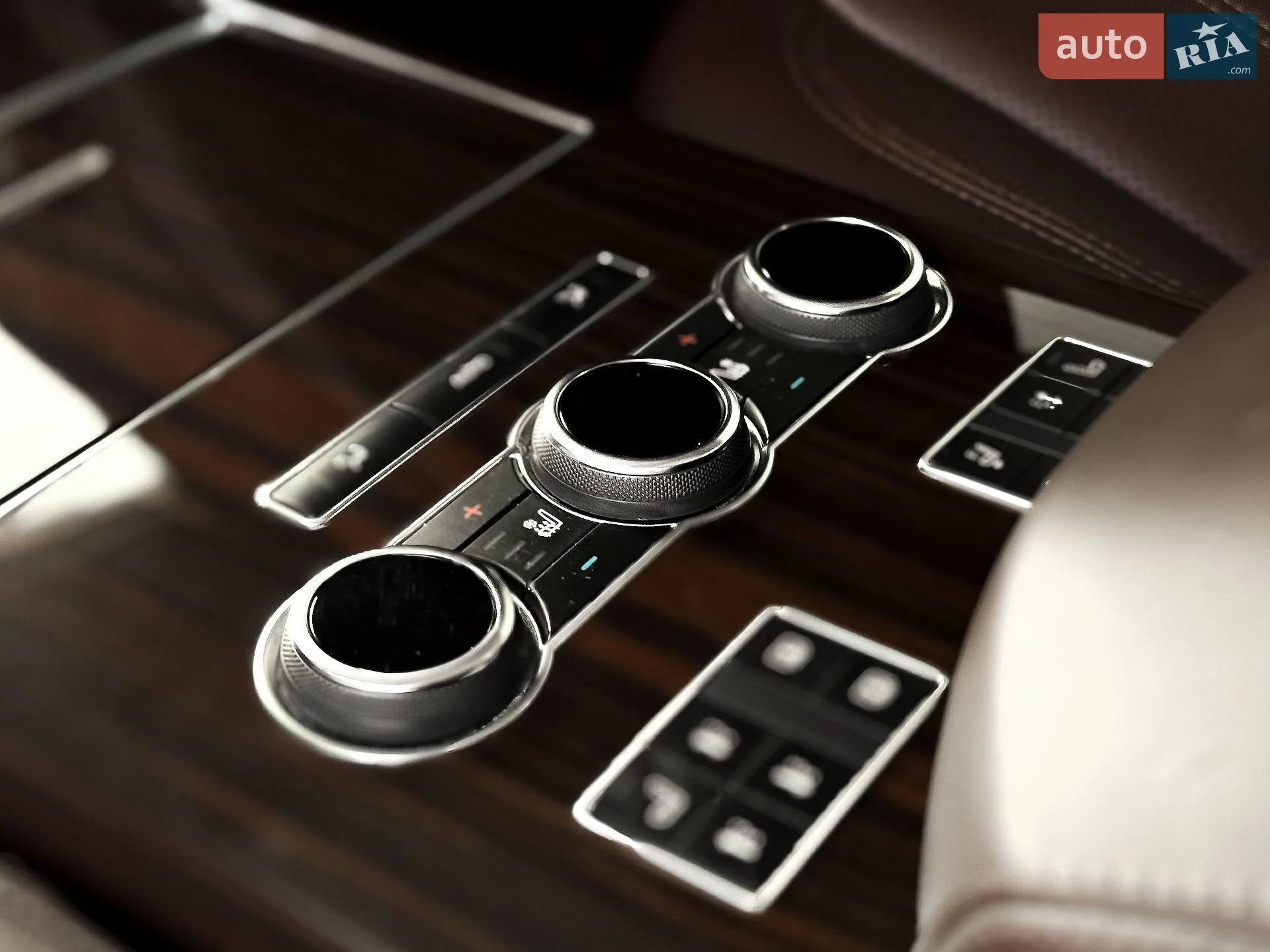 2013 Land Rover Range Rover - мініатюра 22