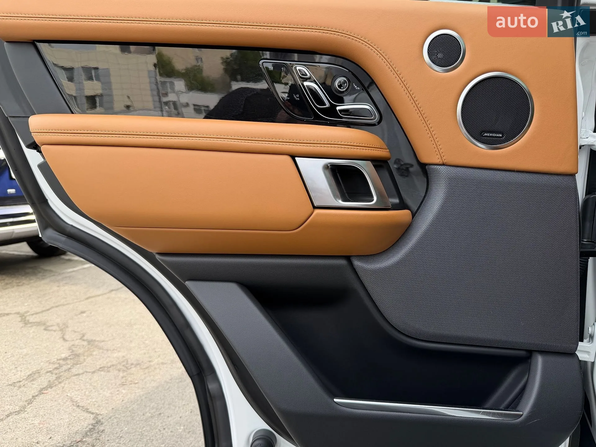 2018 Land Rover Range Rover - мініатюра 34