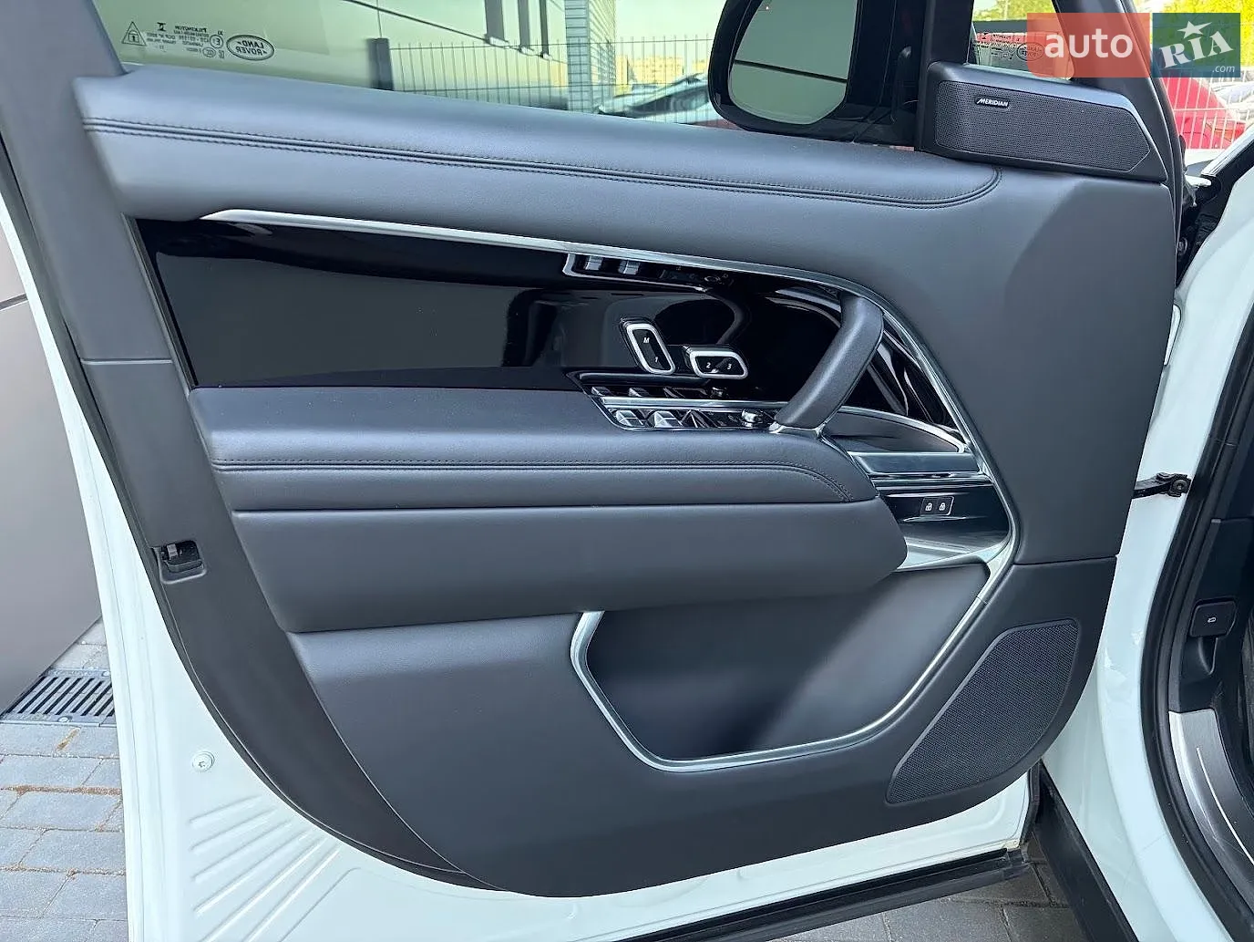 2022 Land Rover Range Rover - мініатюра 11