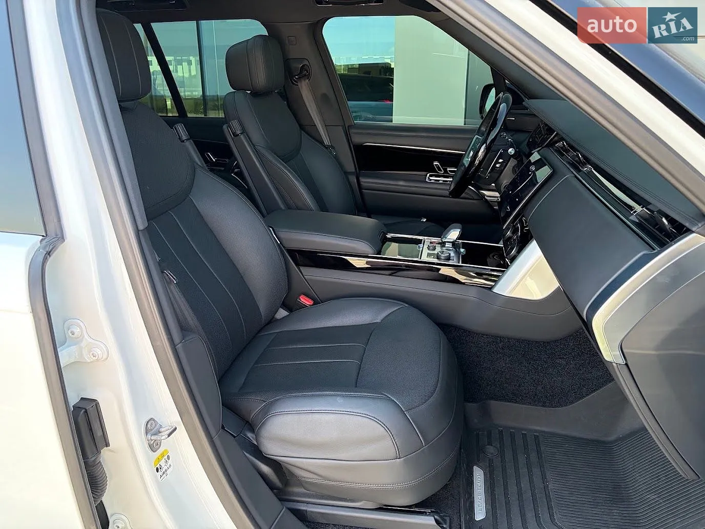 2022 Land Rover Range Rover - мініатюра 31