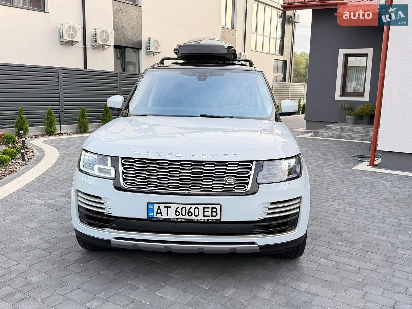 2017 Land Rover Range Rover - мініатюра 8