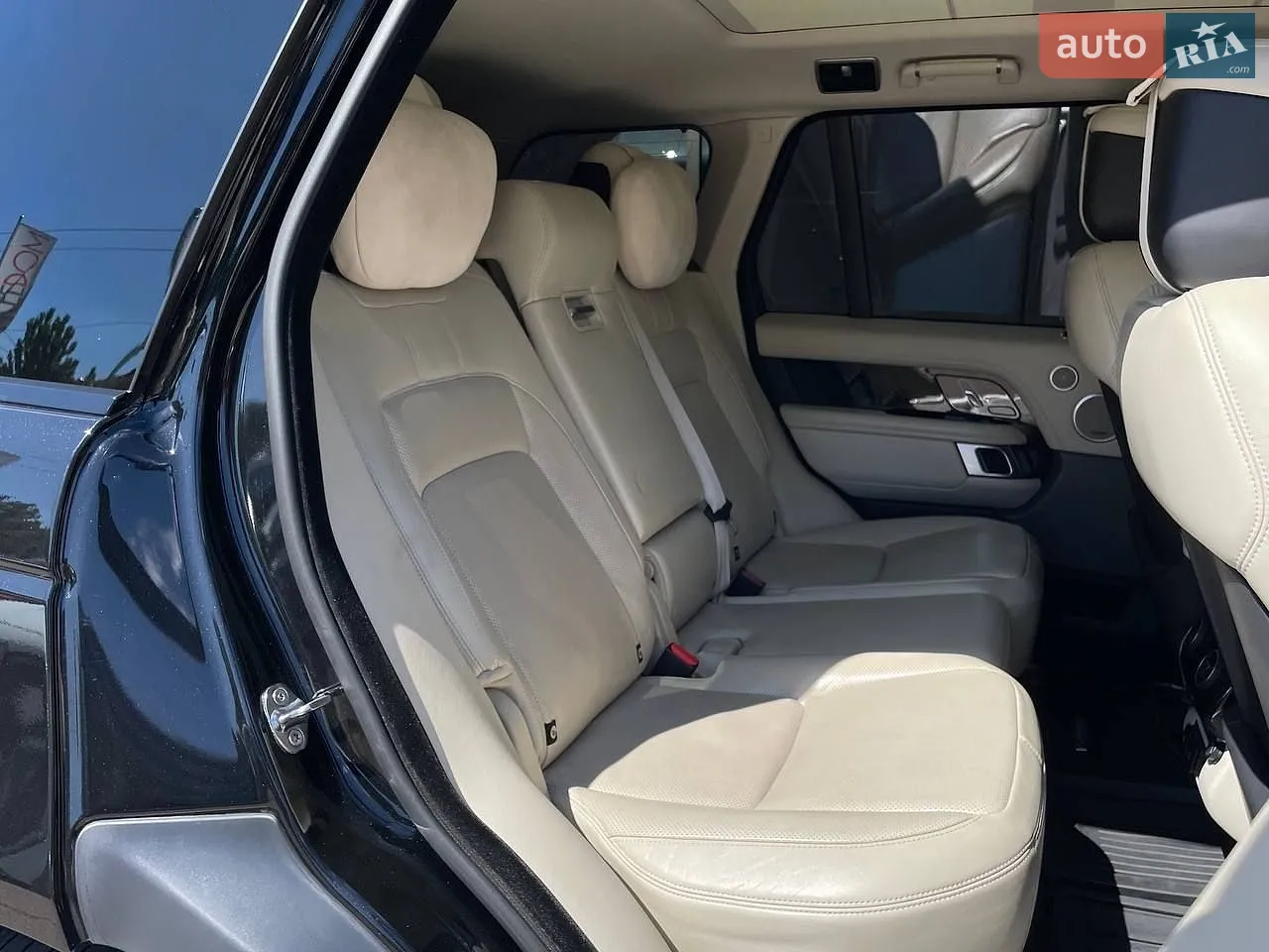 2020 Land Rover Range Rover - мініатюра 23