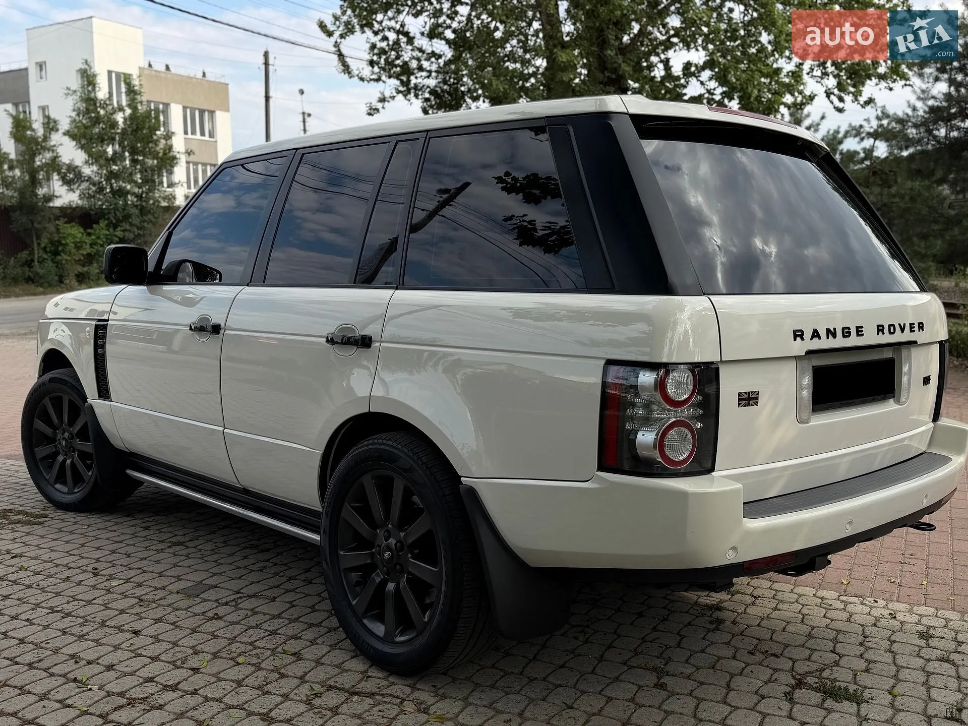 2010 Land Rover Range Rover - мініатюра 18