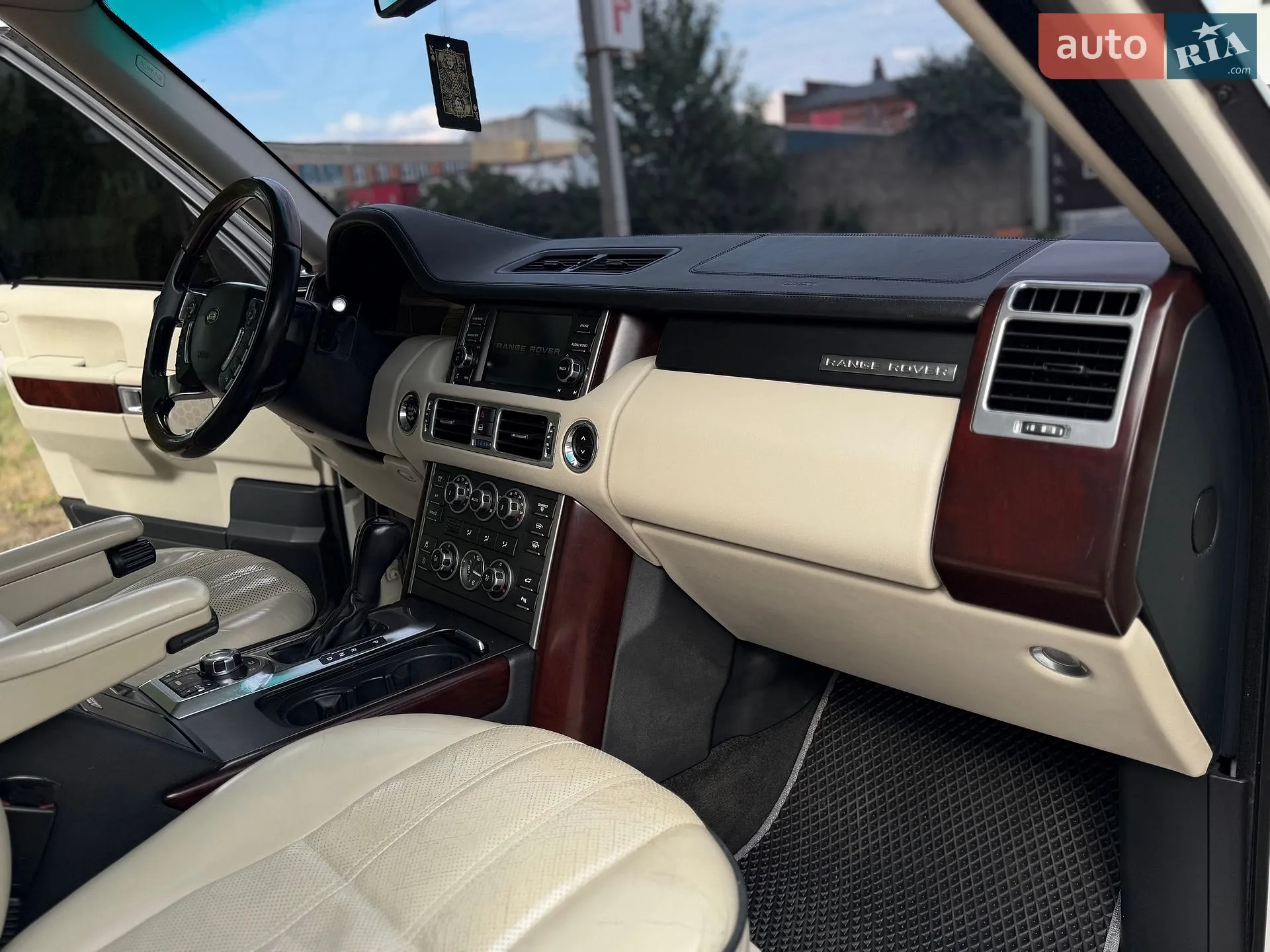 2010 Land Rover Range Rover - мініатюра 34
