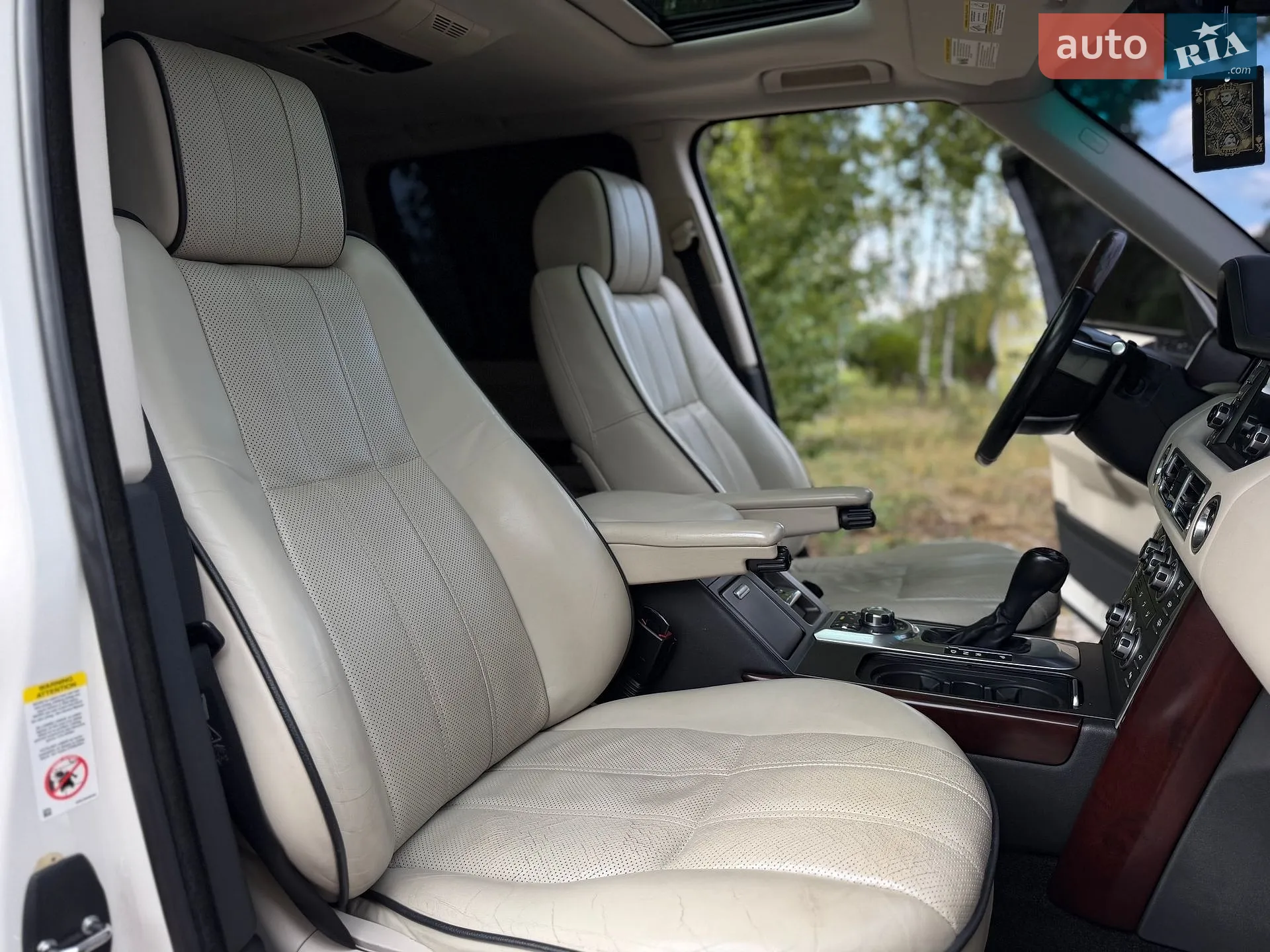 2010 Land Rover Range Rover - мініатюра 41