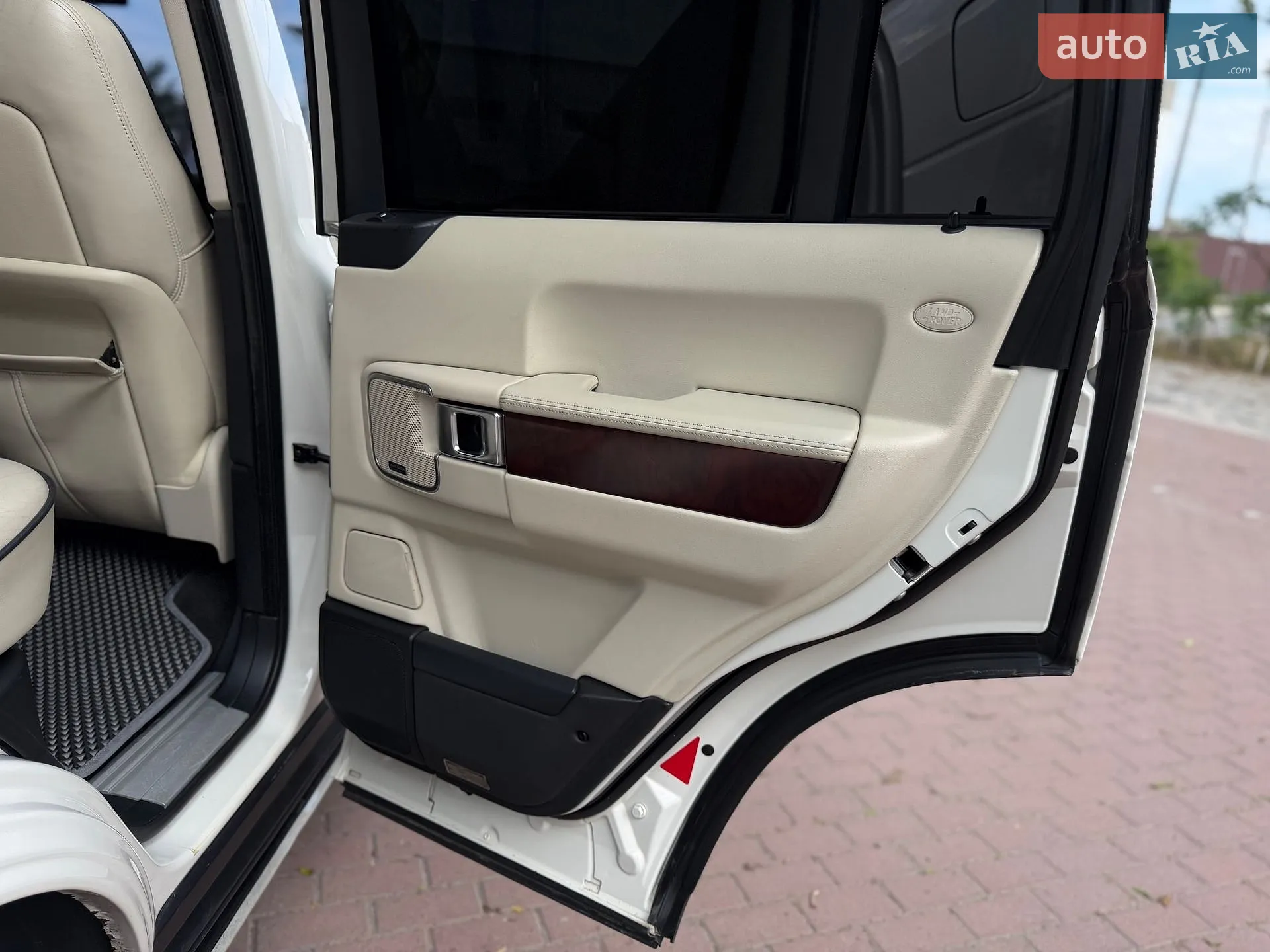 2010 Land Rover Range Rover - мініатюра 50
