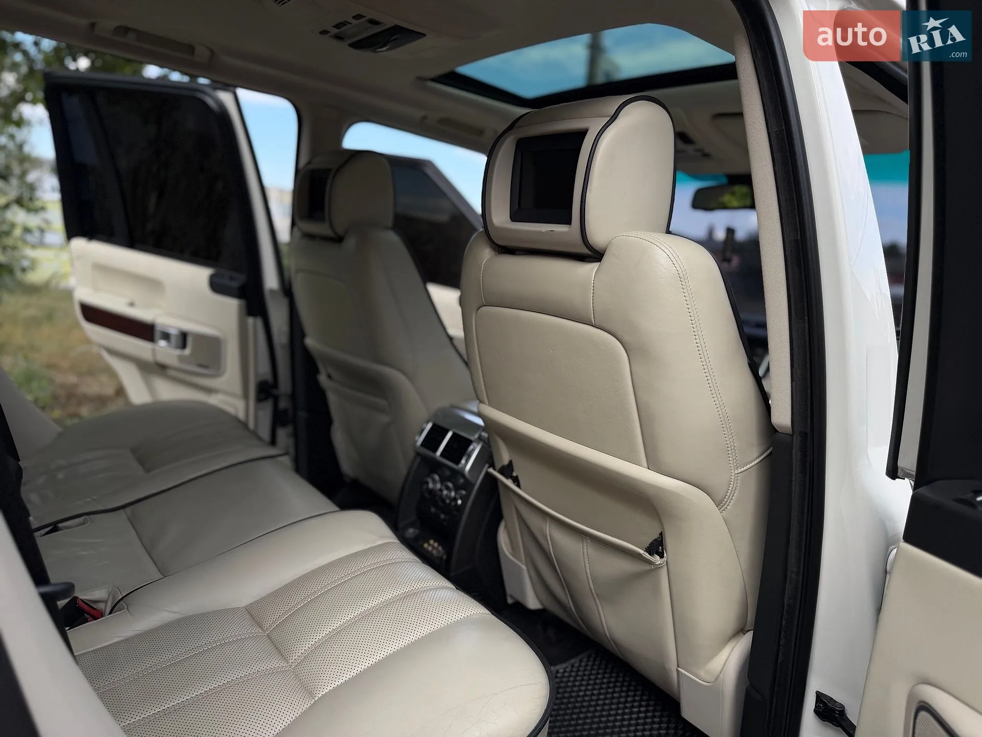 2010 Land Rover Range Rover - мініатюра 51