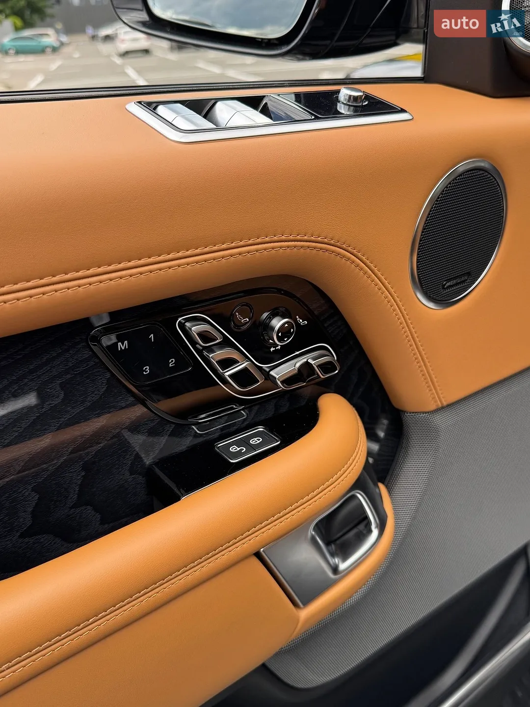 2020 Land Rover Range Rover - мініатюра 14