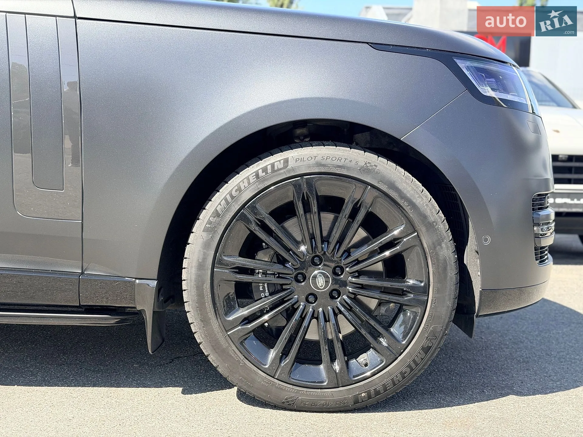 2025 Land Rover Range Rover - мініатюра 4
