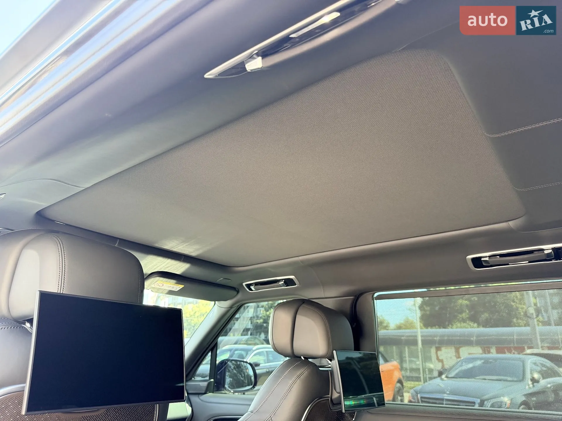 2025 Land Rover Range Rover - мініатюра 24