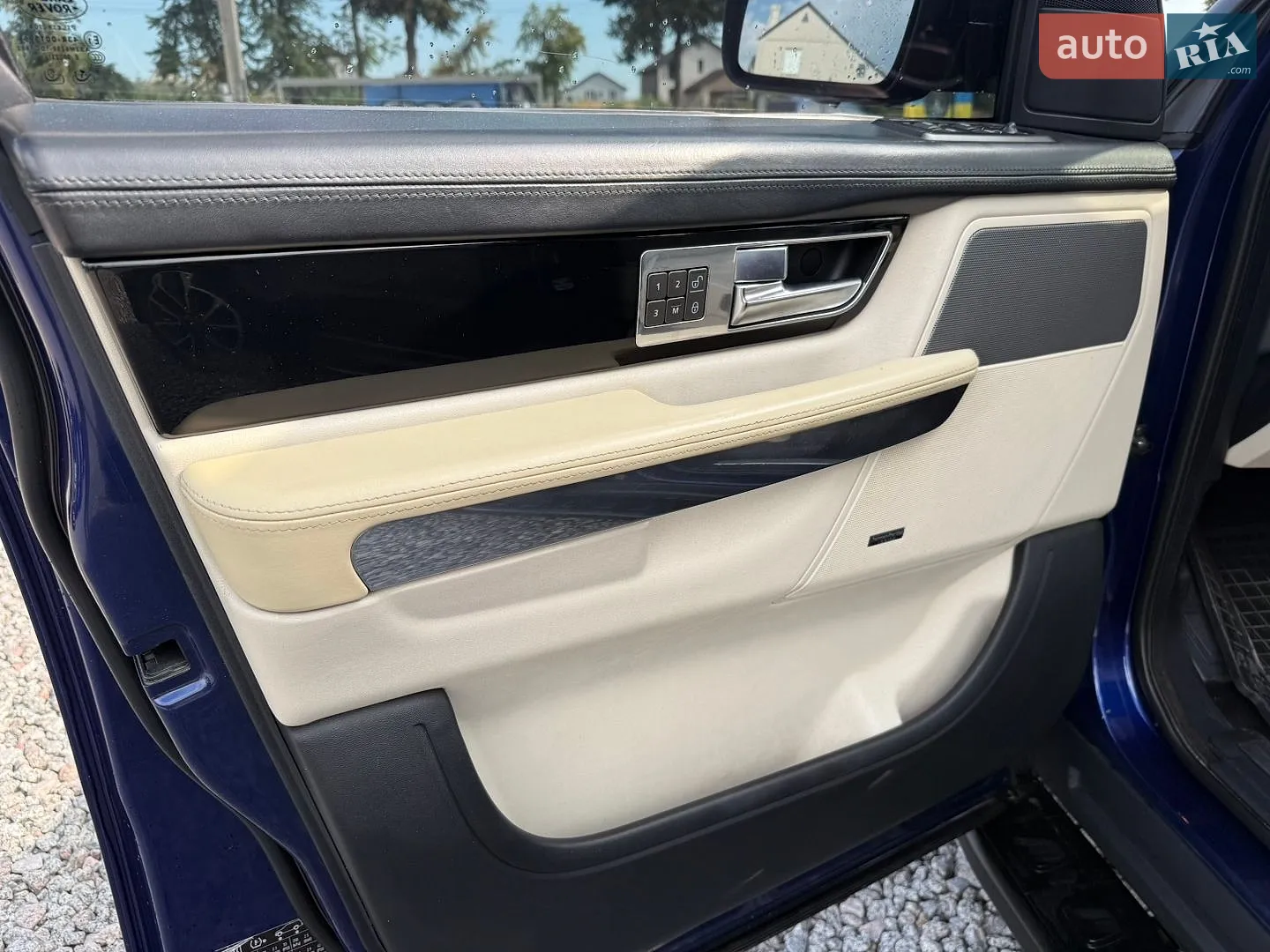 2010 Land Rover Range Rover - мініатюра 15