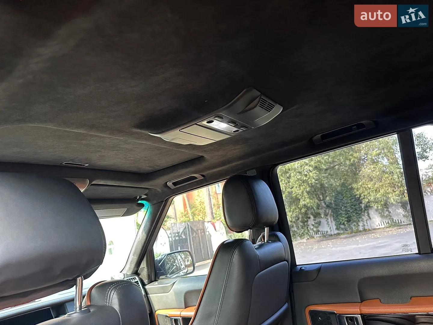 2010 Land Rover Range Rover - мініатюра 106