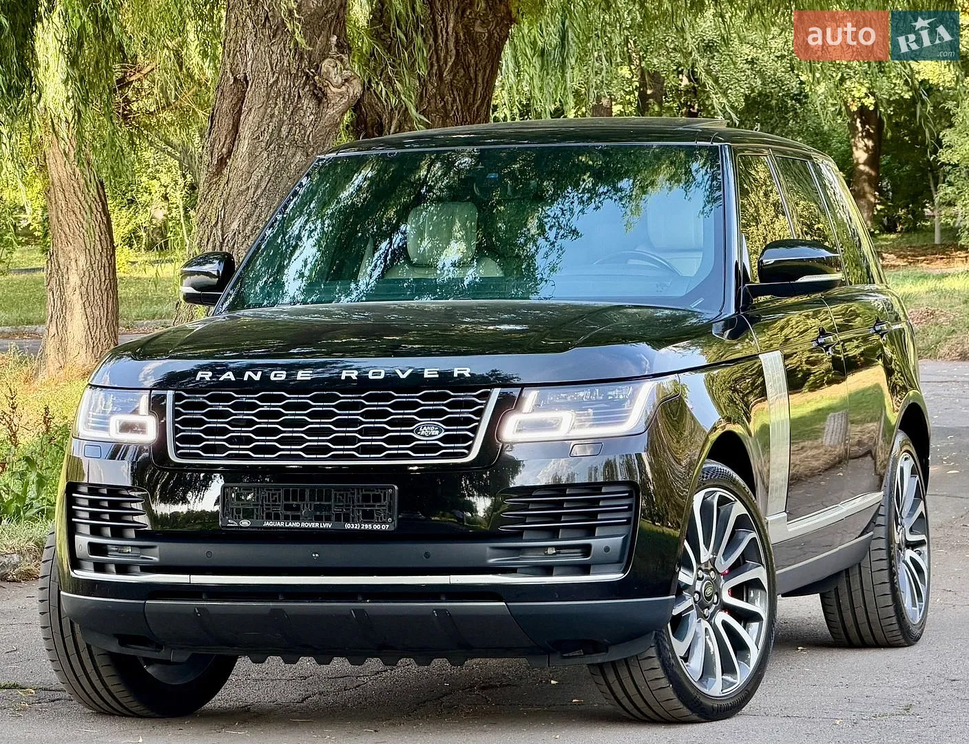 2020 Land Rover Range Rover - мініатюра 14