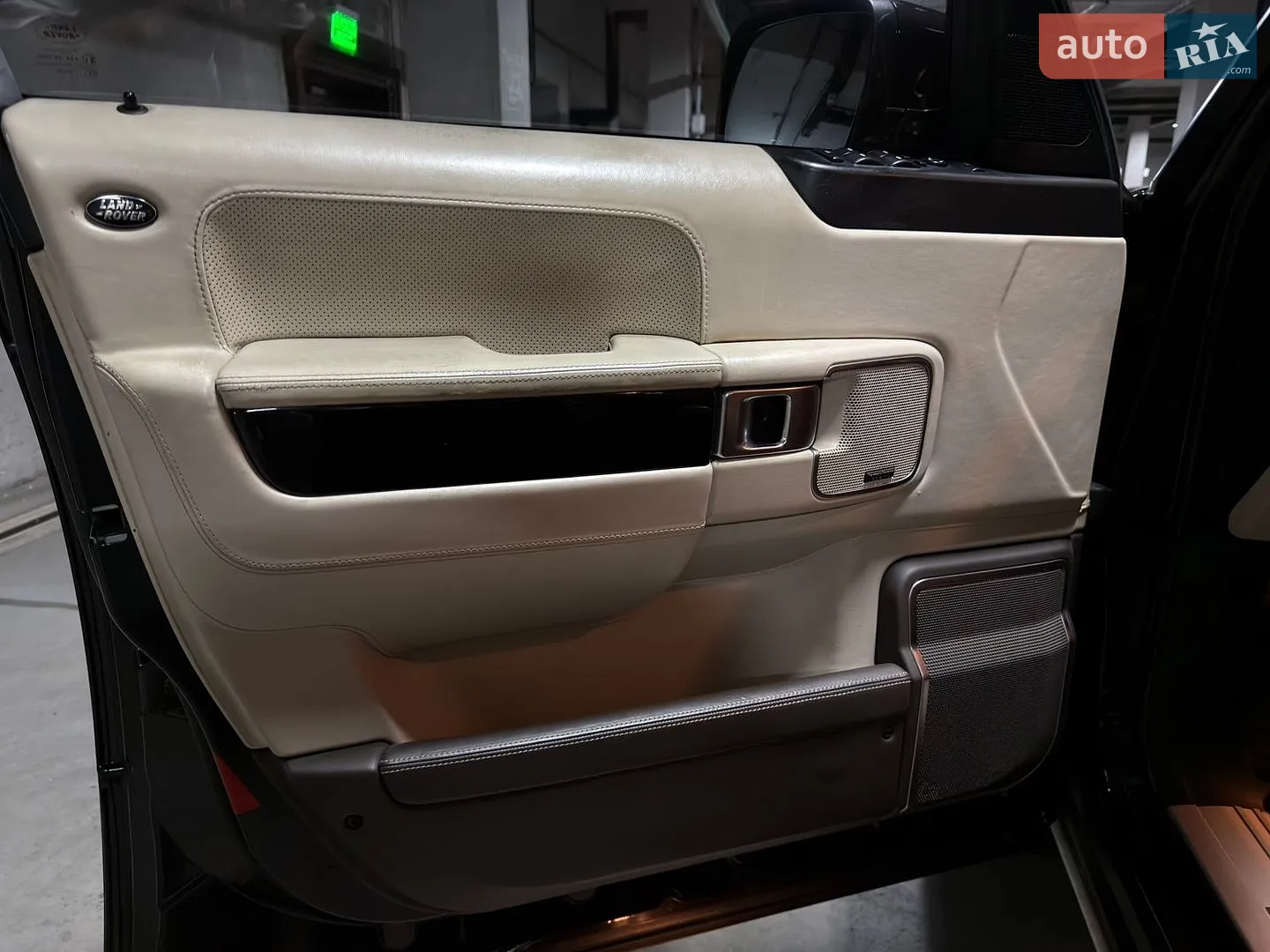 2011 Land Rover Range Rover - мініатюра 11