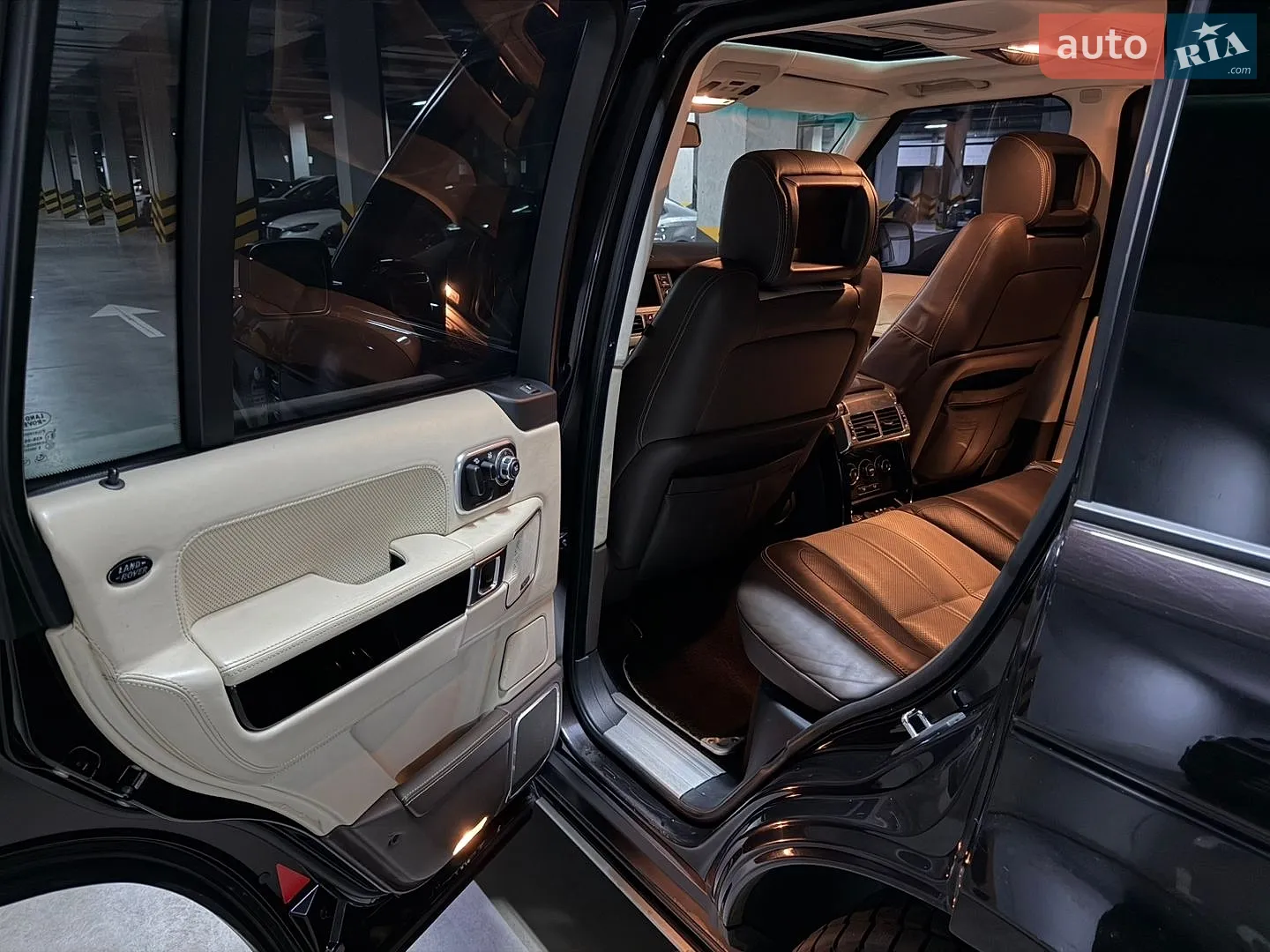 2011 Land Rover Range Rover - мініатюра 25