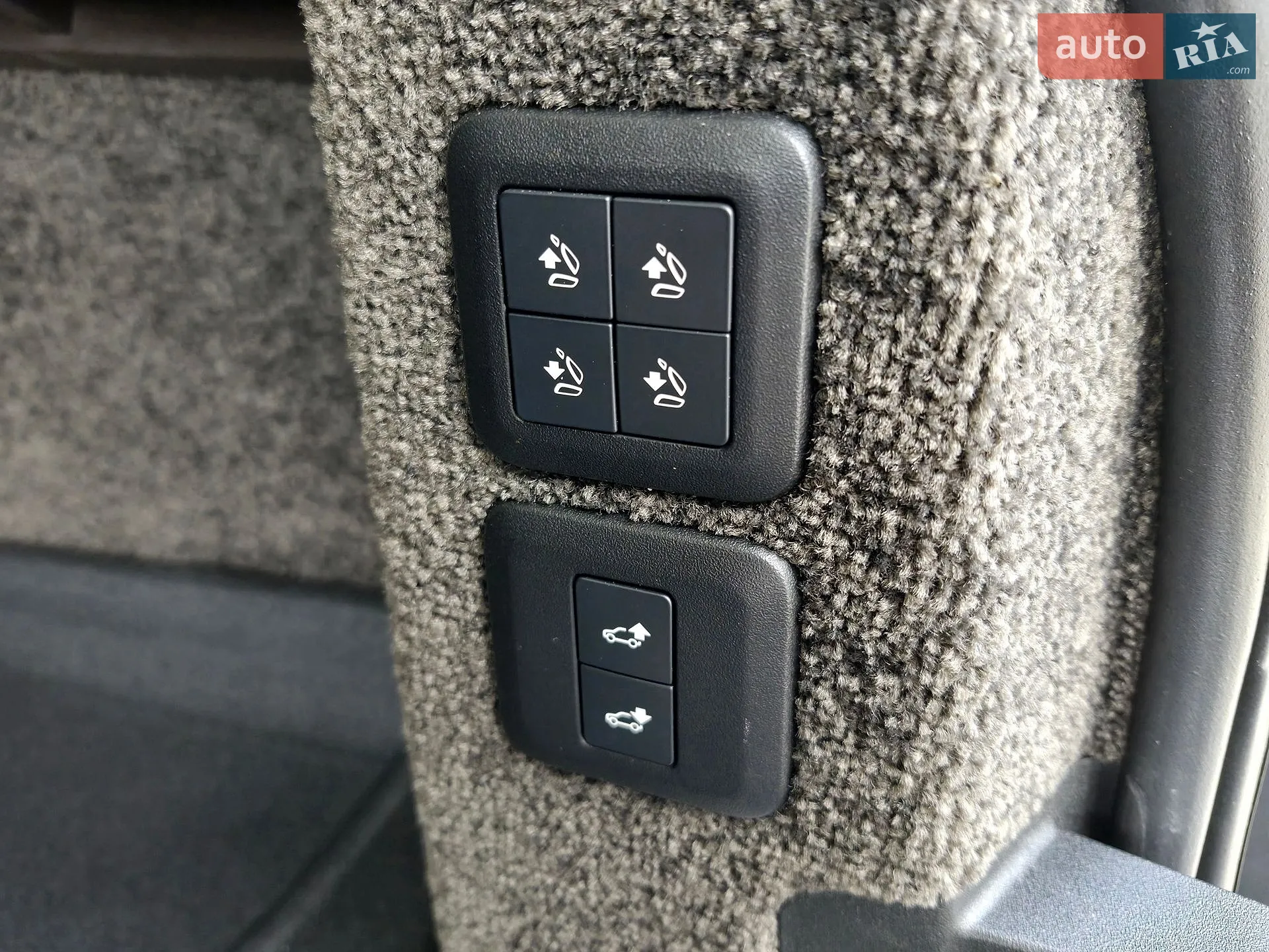 2018 Land Rover Range Rover - мініатюра 24