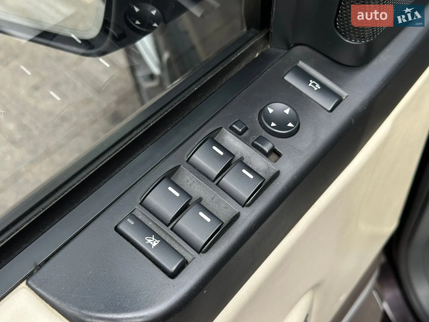 2011 Land Rover Range Rover - мініатюра 27