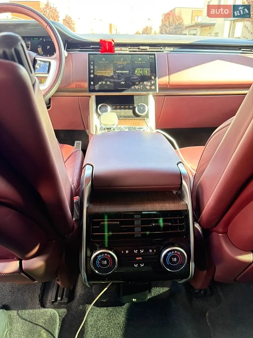 2023 Land Rover Range Rover - мініатюра 23