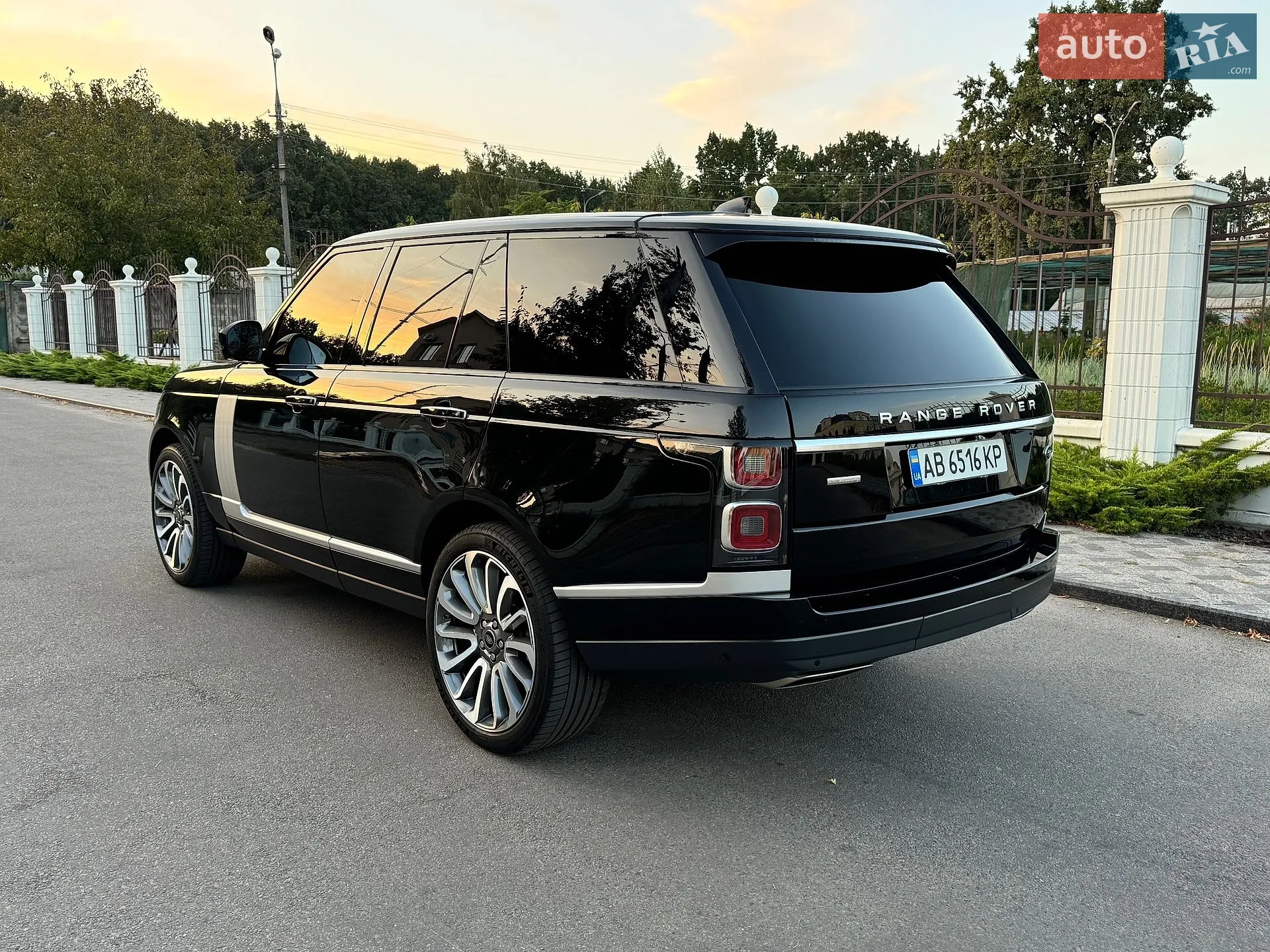 2018 Land Rover Range Rover - мініатюра 5