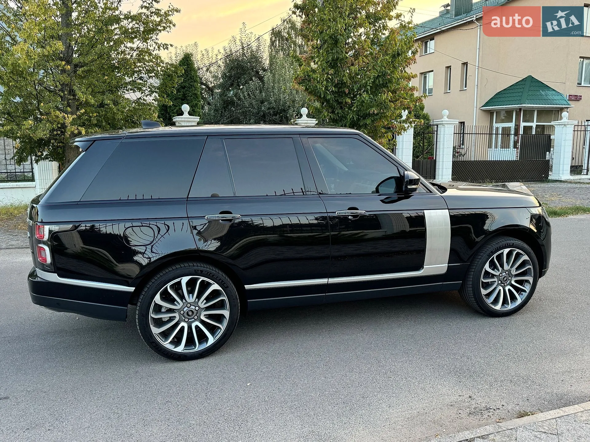 2018 Land Rover Range Rover - мініатюра 8
