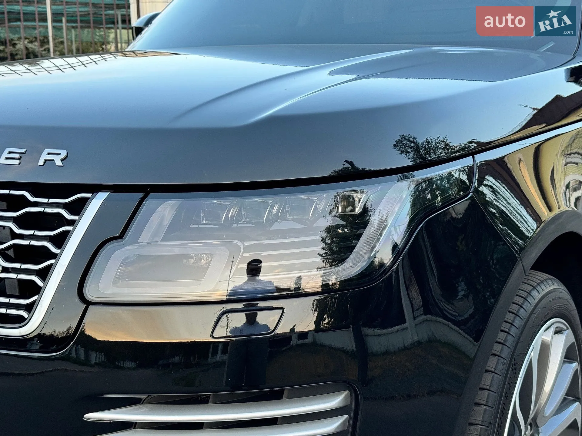 2018 Land Rover Range Rover - мініатюра 11