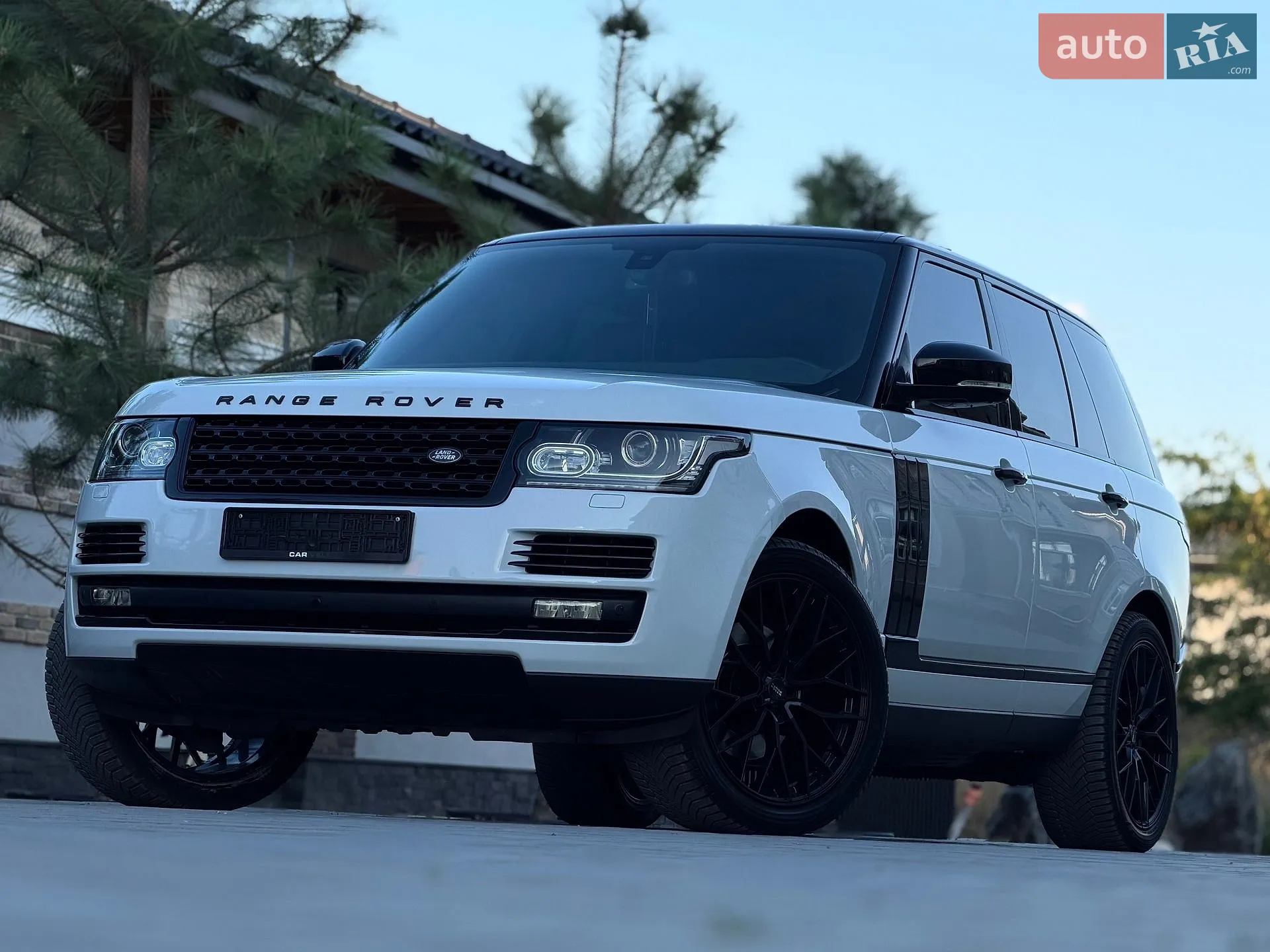 2015 Land Rover Range Rover - мініатюра 30