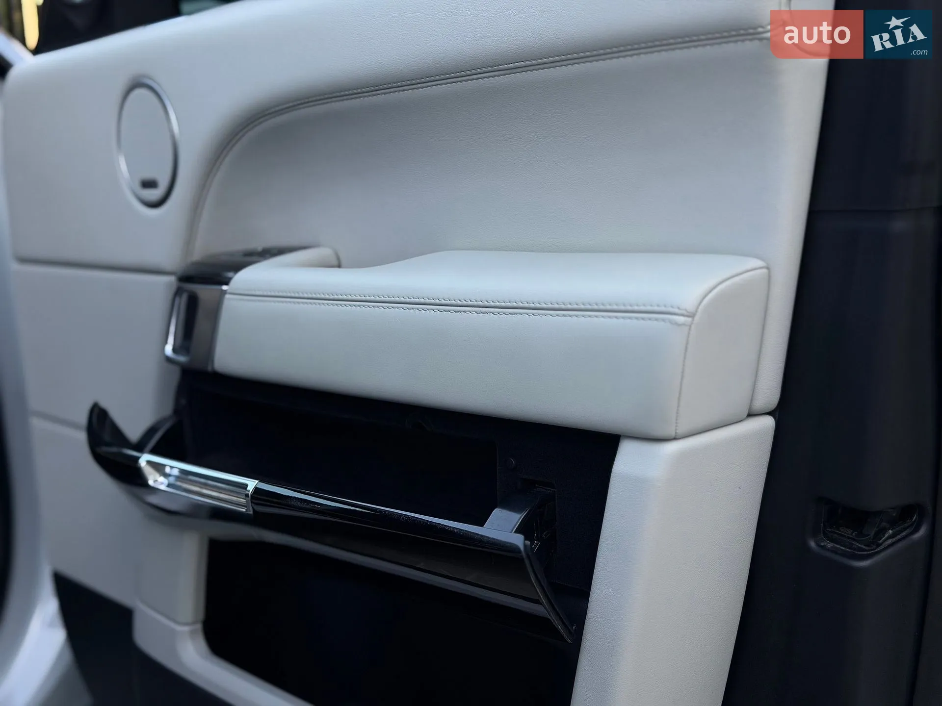 2015 Land Rover Range Rover - мініатюра 49