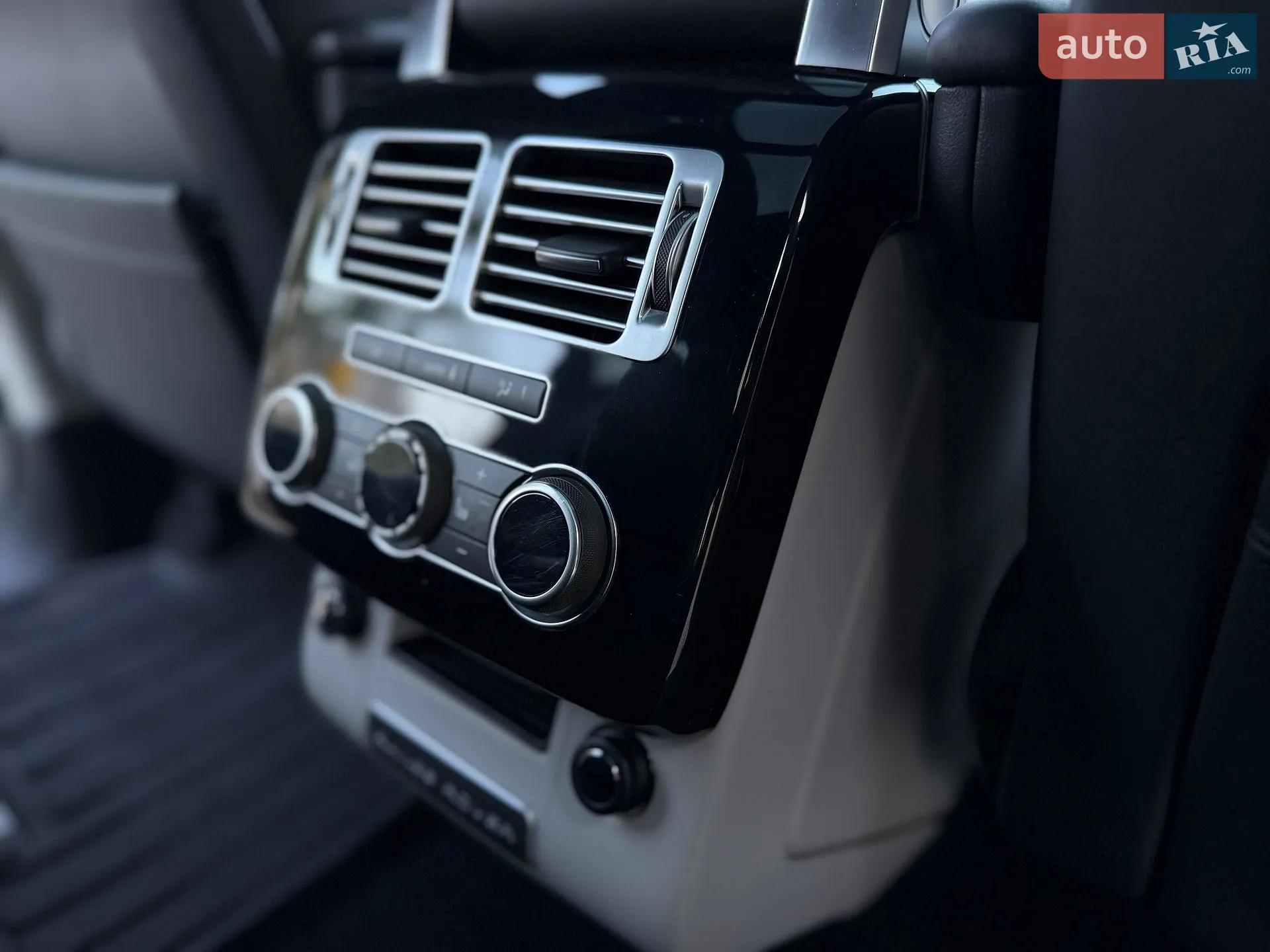 2015 Land Rover Range Rover - мініатюра 54