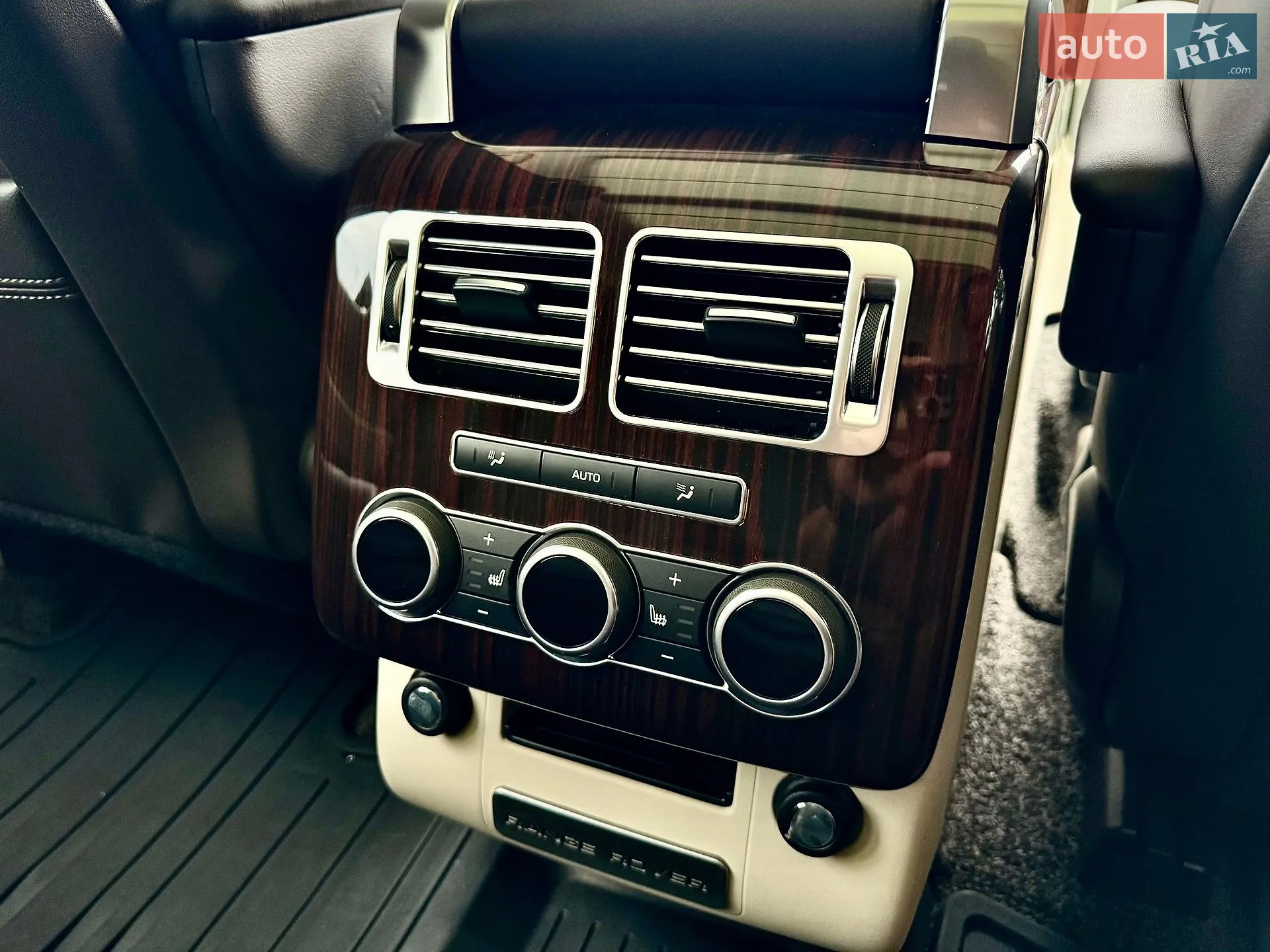 2016 Land Rover Range Rover - мініатюра 39