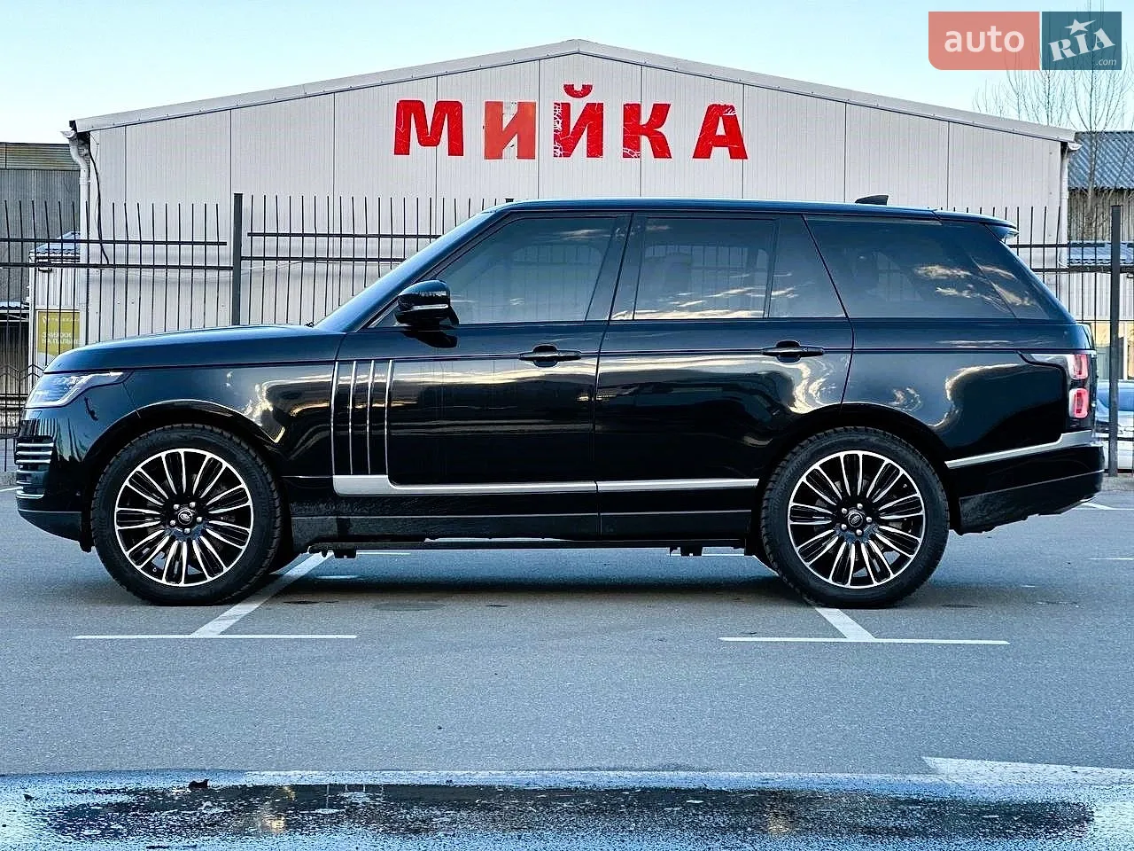 2020 Land Rover Range Rover - мініатюра 19