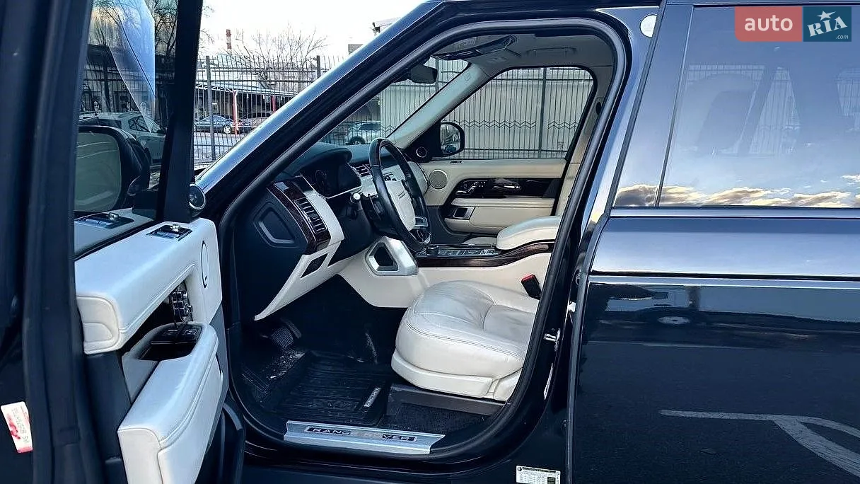 2020 Land Rover Range Rover - мініатюра 33