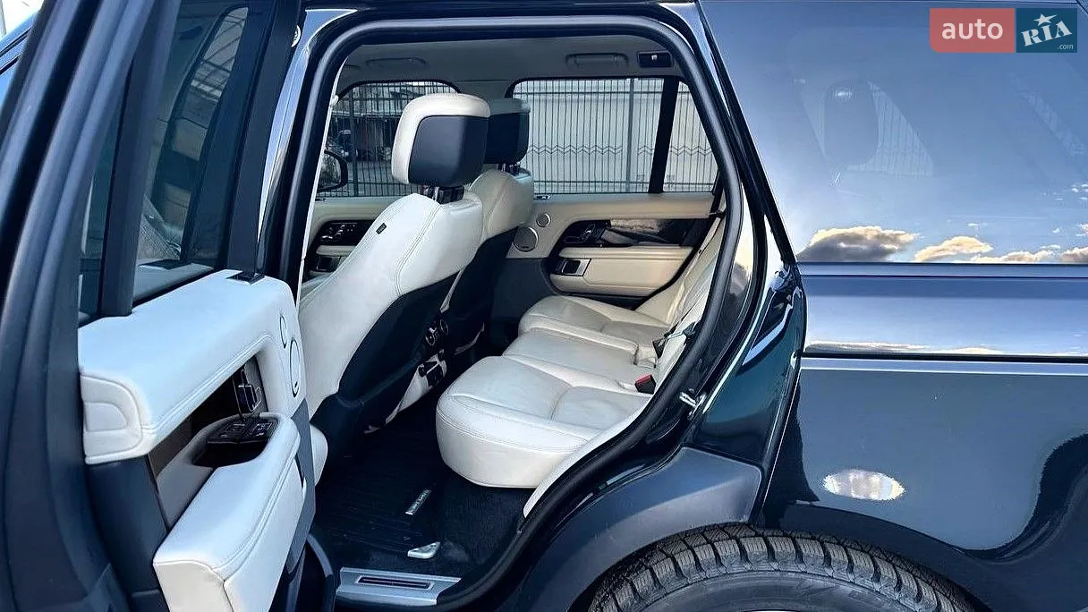 2020 Land Rover Range Rover - мініатюра 39