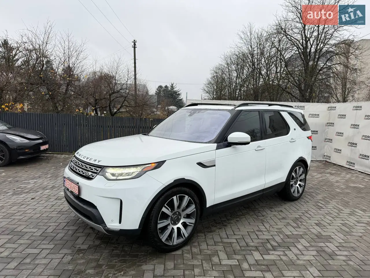 2018 Land Rover Discovery - мініатюра 29