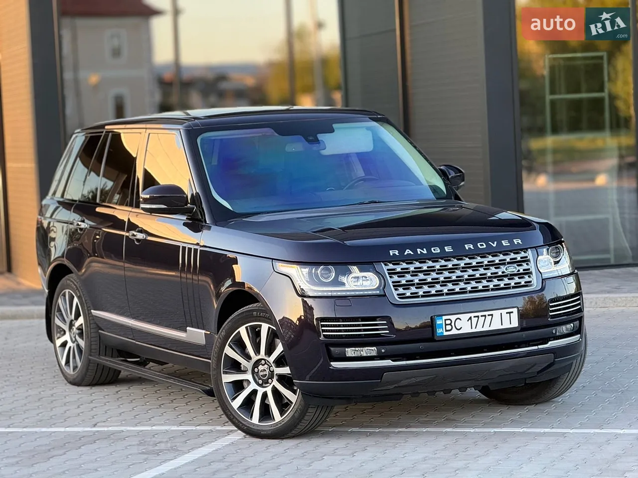 2015 Land Rover Range Rover - мініатюра 27