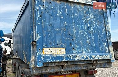 Самоскид напівпричіп Langendorf SKA 1988 в Коломиї