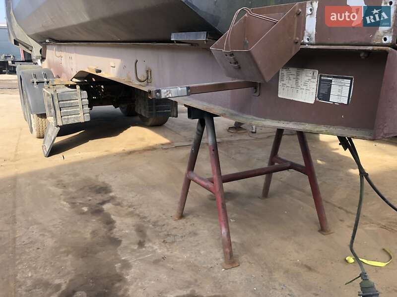 Шасси Langendorf SKS 2005 в Рогатине